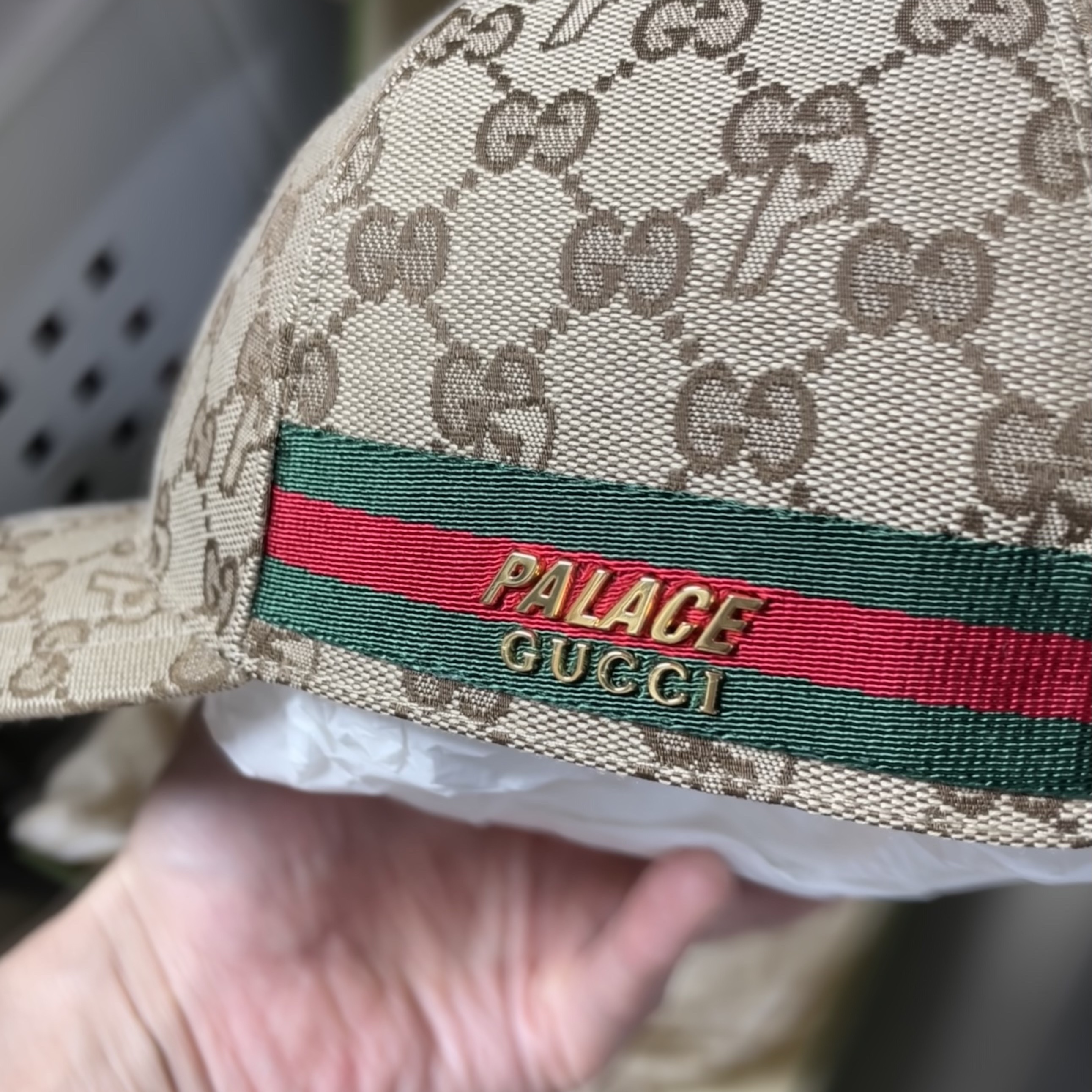 Palace x Gucci GG-P Canvas Baseball Hat Beige - 22FW 착용 스타일 - 2