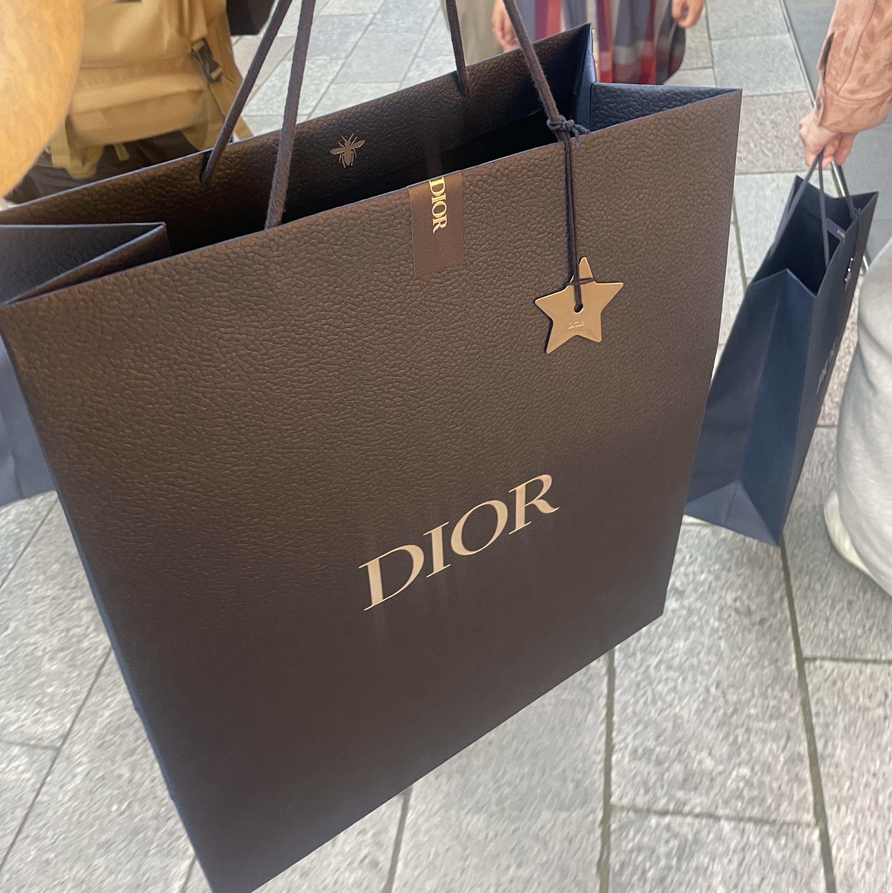 Jordan 1 x Travis Scott x Fragment Retro Low OG SP Military Blue, Dior B101 Sneakers Khaki Nubuck Calfskin 착용 스타일 - 3