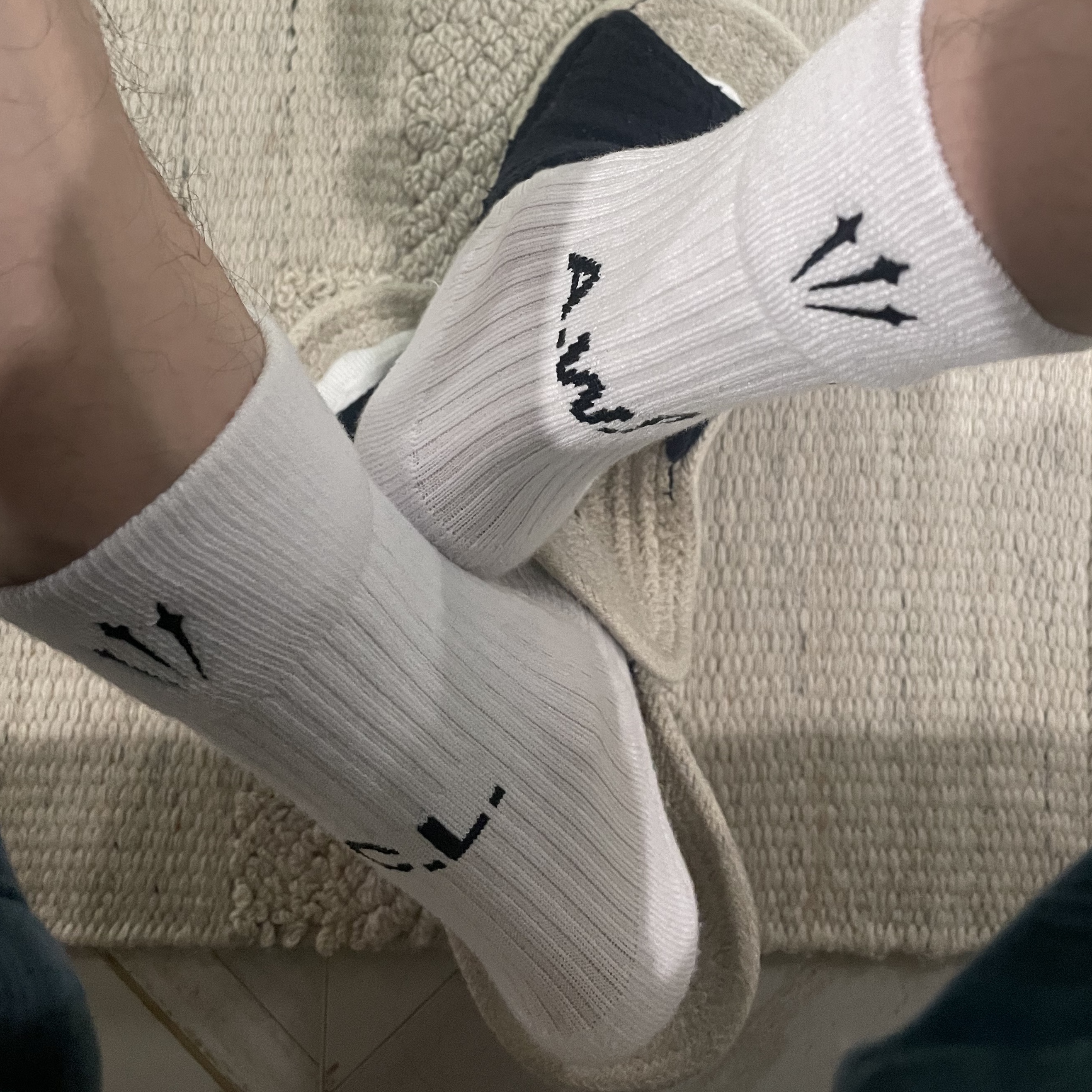 Nike x Drake Nocta Socks White (3 Pack) 착용 스타일