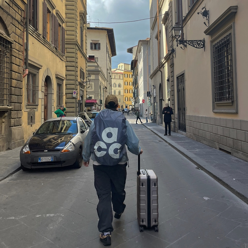 Nike ACG 36 Backpack Black, Nike ACG Smith Summit Cargo Pants Dark Smoke Grey - Asia 착용 스타일