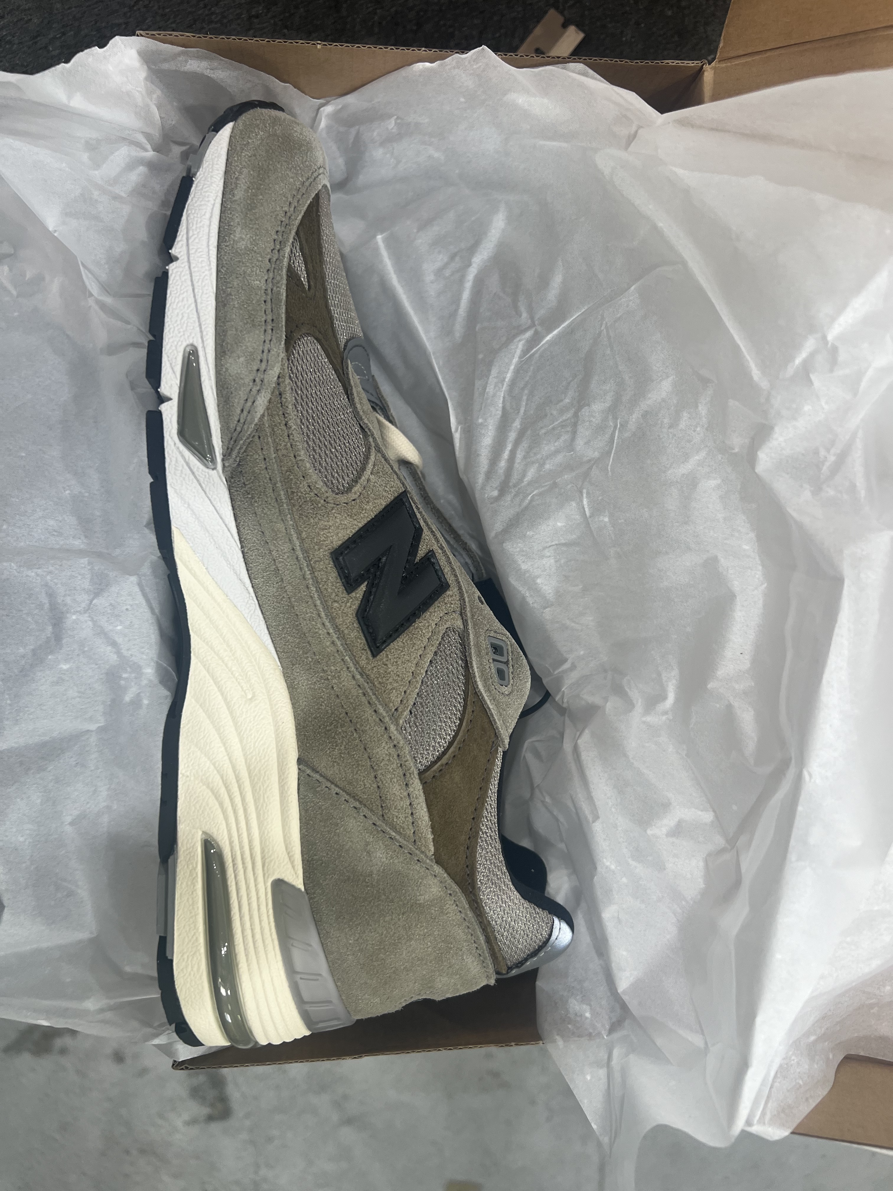 New Balance x JJJJound 991 Made in UK Grey 착용 스타일