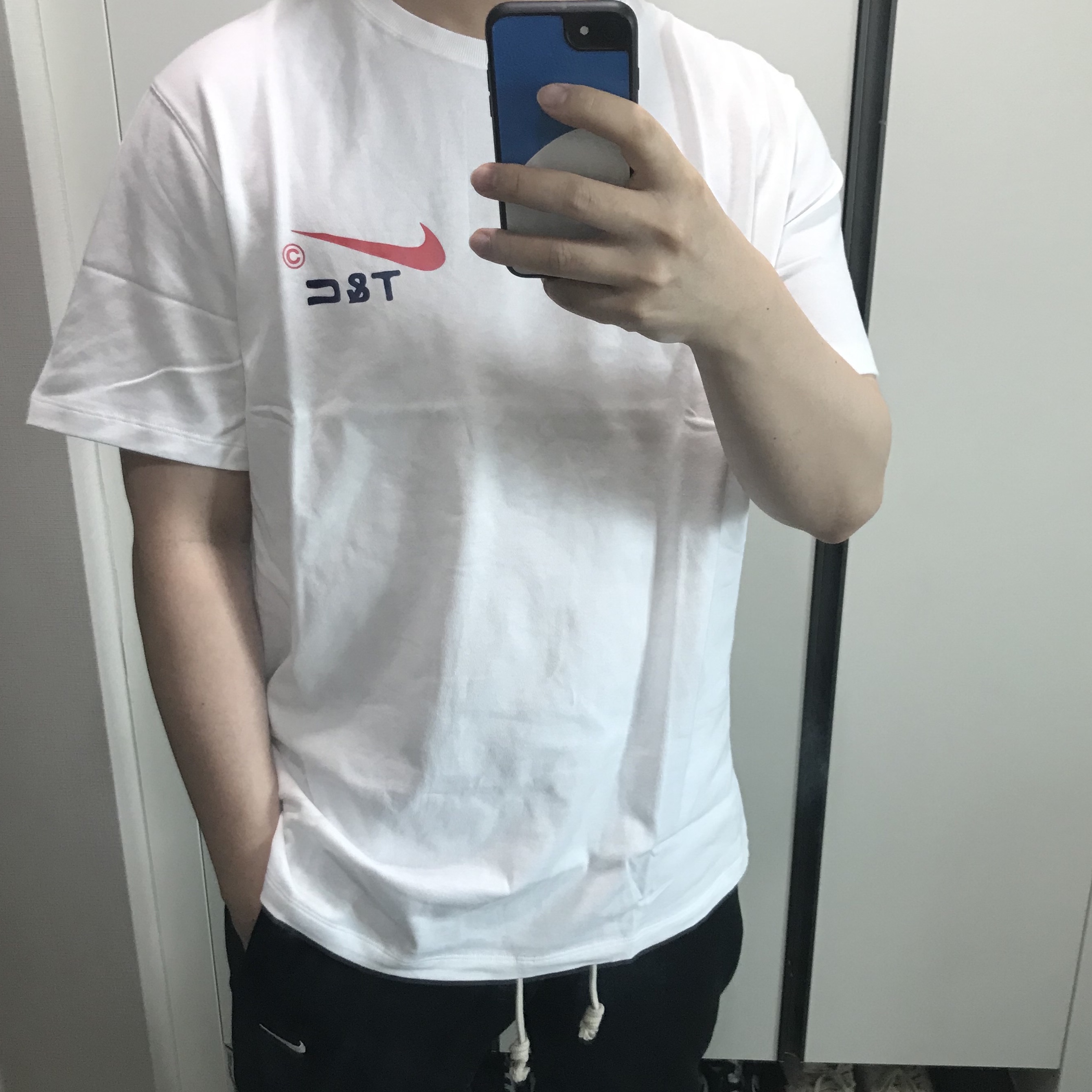 Nike x Drake Nocta x Cactus Plant Flea Market Souvenir Cactus T-Shirt White (DR2630-100) 착용 스타일