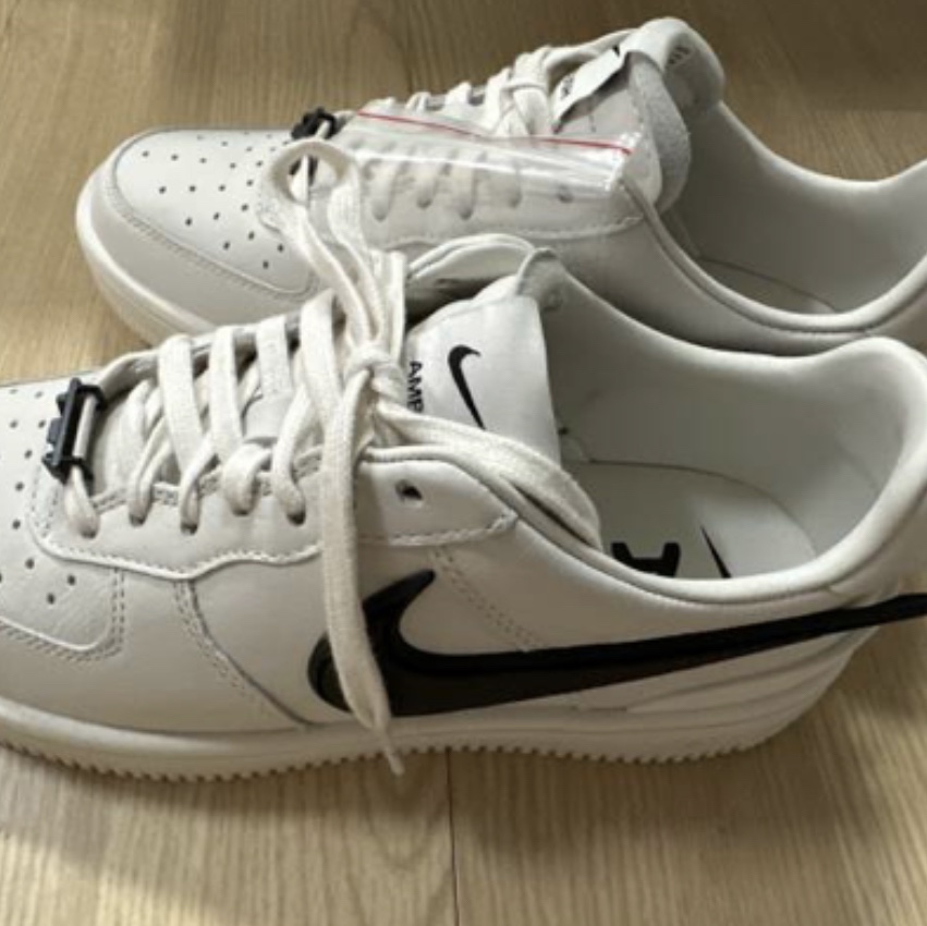 Nike x Ambush Air Force 1 Low SP Phantom 착용 스타일