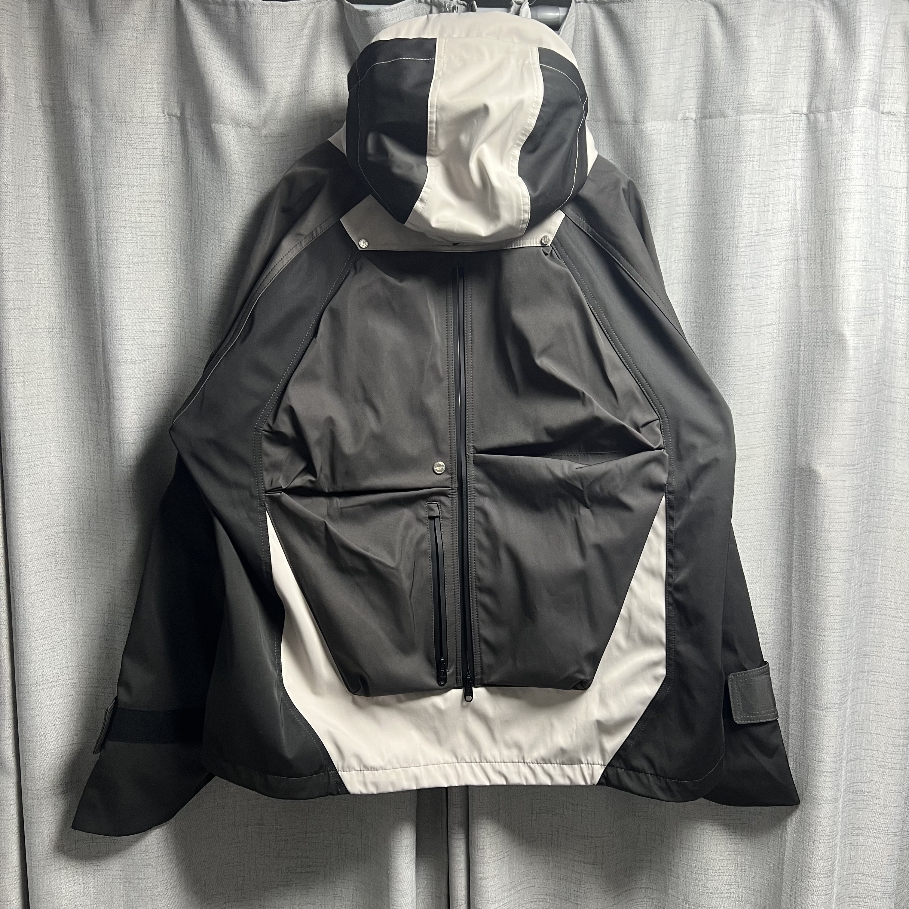 Undermycar Kame Multi Zip Turtle Shell Parka Driftwood - 22FW 착용 스타일 - 2