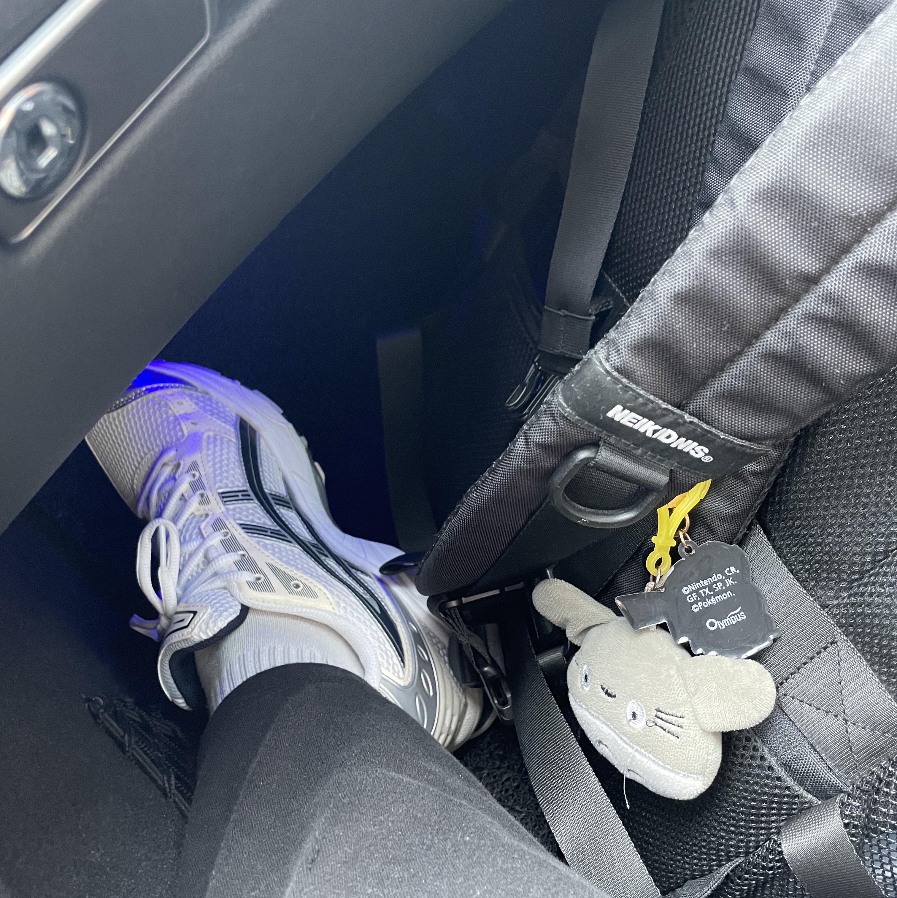 (W) Asics Gel-Kayano 14 White Midnight 착용 스타일