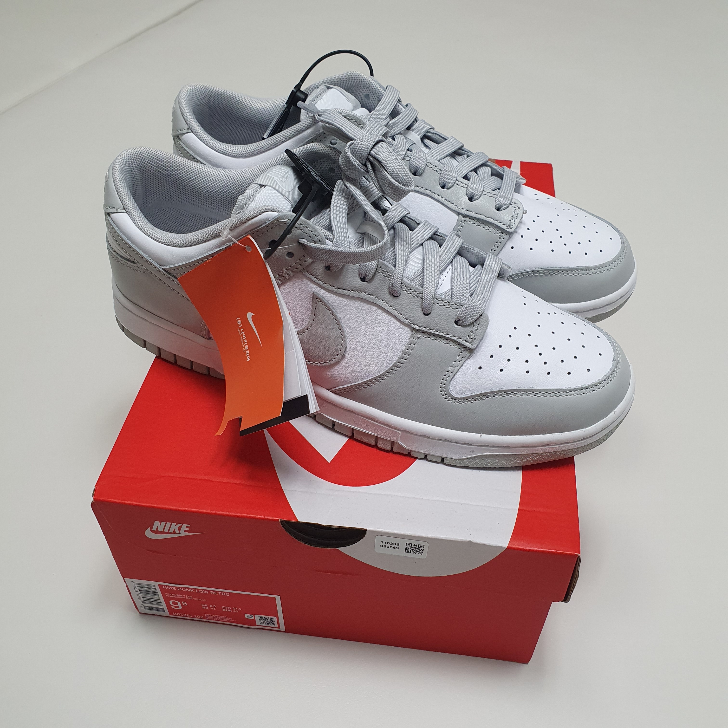 Nike Dunk Low Retro Grey Fog 착용 스타일