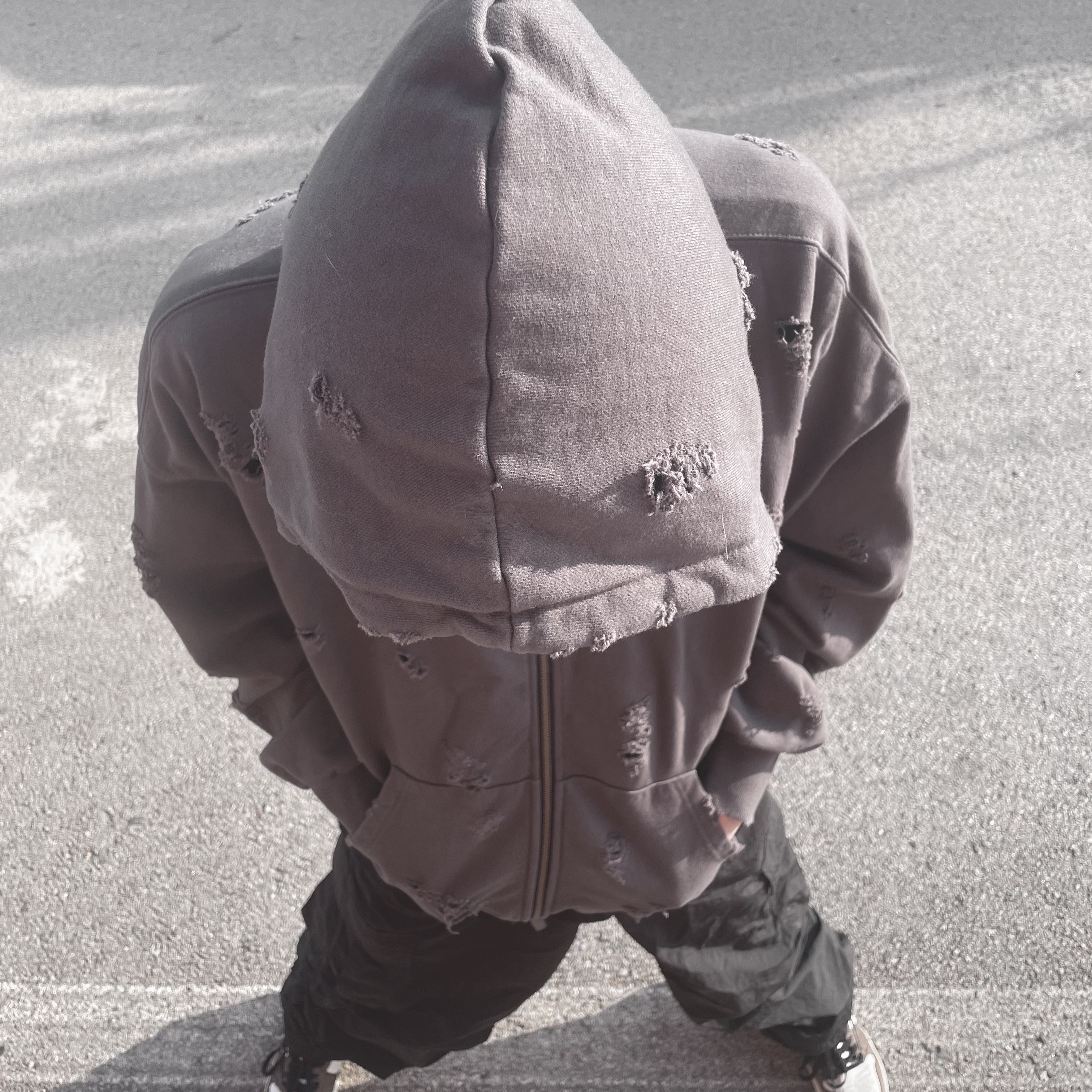 Undermycar Otter Oversized Damage-Washed Hood Zip-Up Hunter Green - 23SS, Jordan 1 x Travis Scott Retro High OG SP Mocha 착용 스타일 - 3
