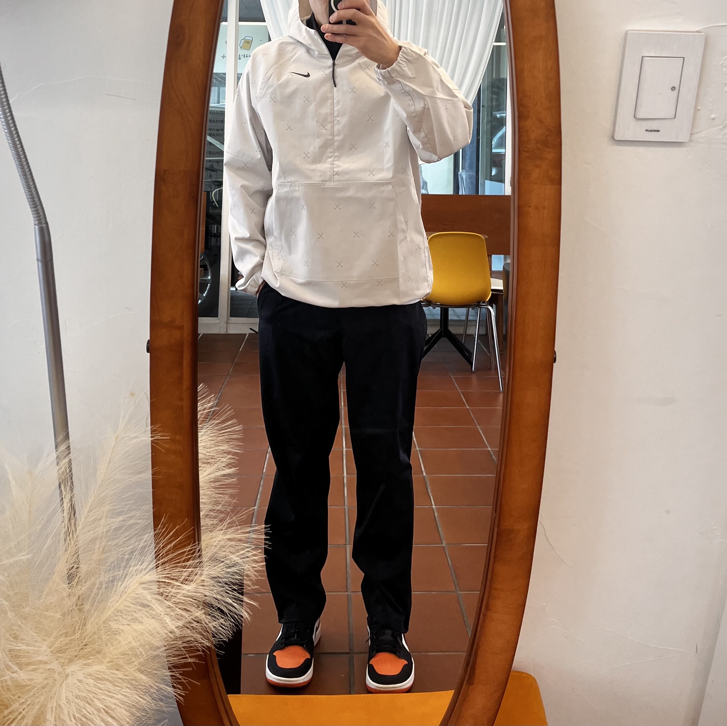 Jordan 1 Low Golf Starfish 착용 스타일