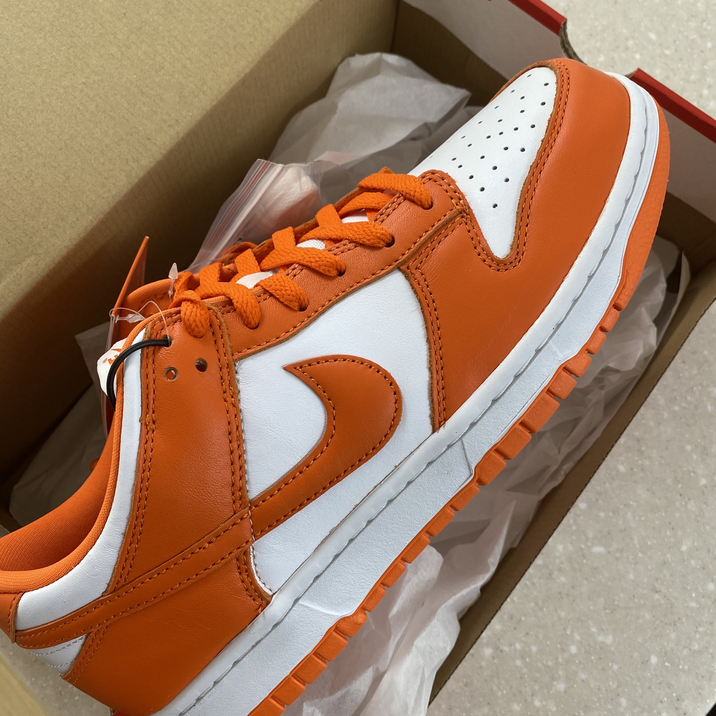 Nike Dunk Low SP Syracuse 2022 착용 스타일