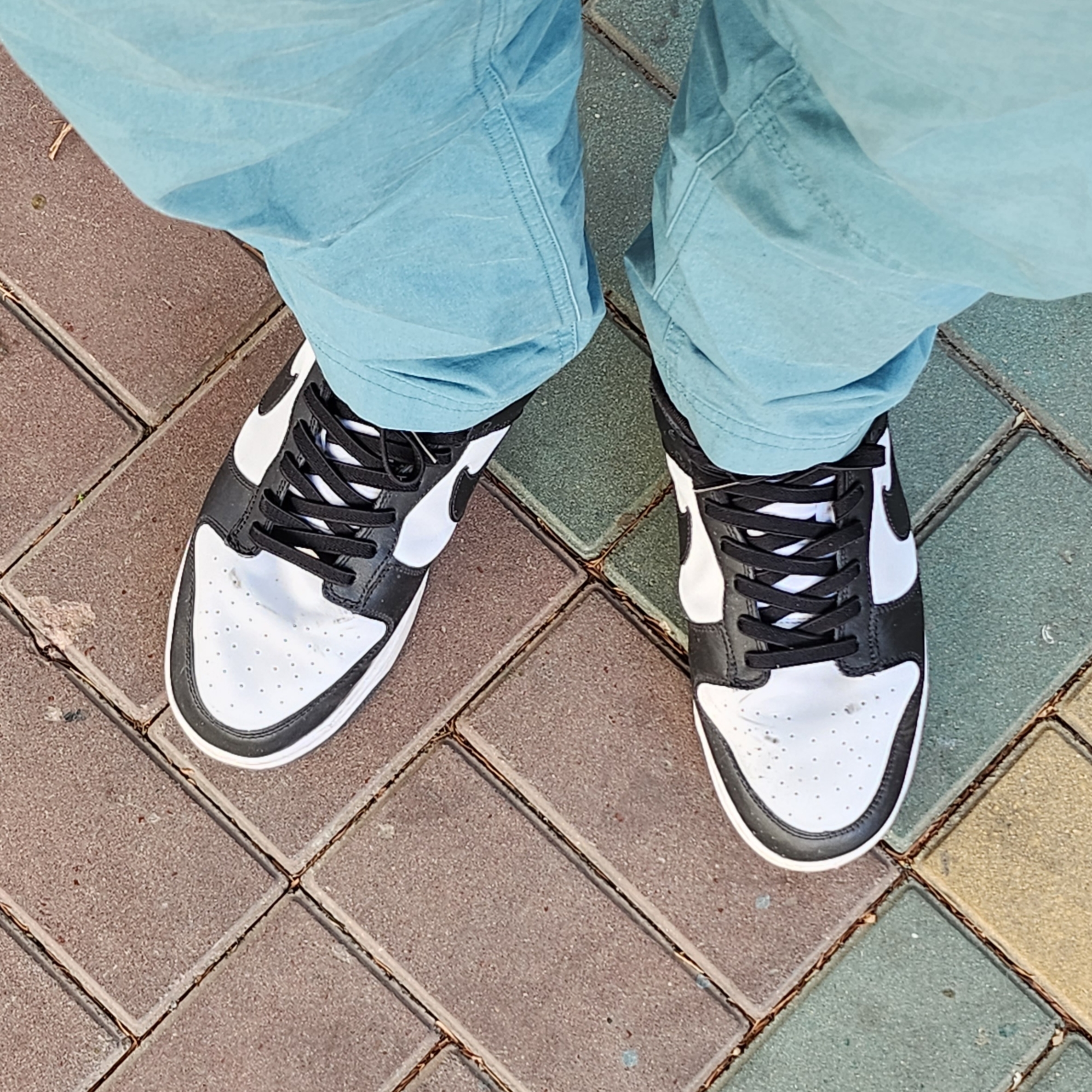 Nike Dunk Low Retro Black 착용 스타일 - 4