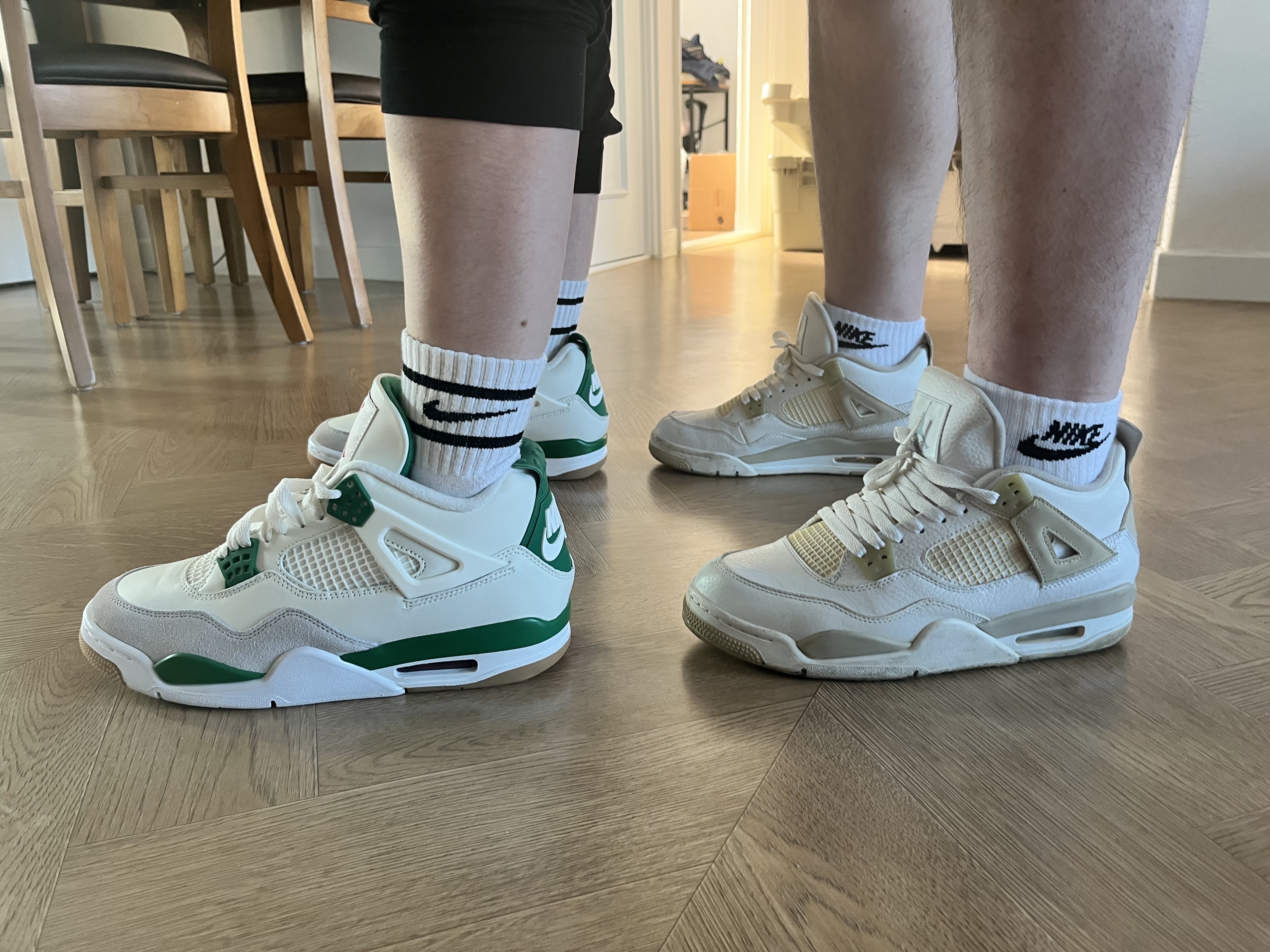 Jordan 4 x Nike SB Retro SP Pine Green, (GS) Jordan 4 Retro Linen 2017 착용 스타일 - 3