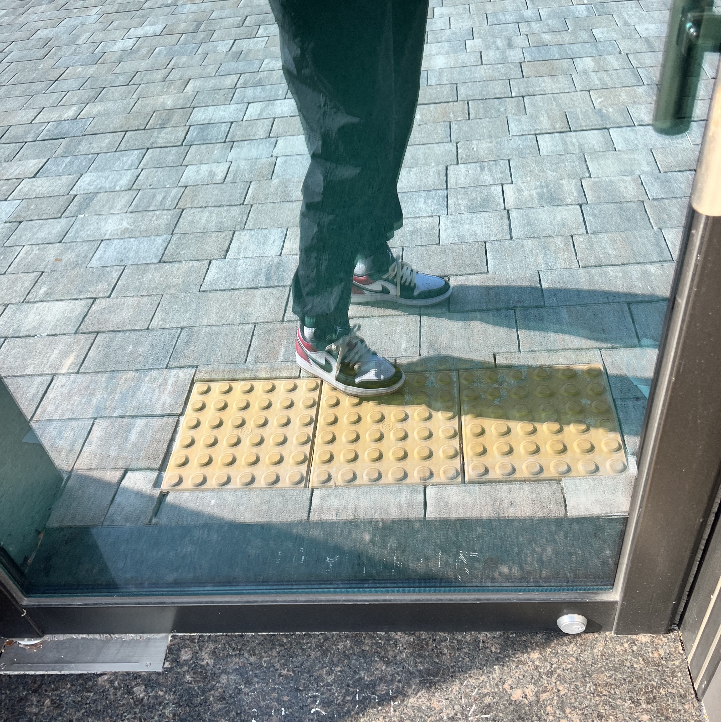 Jordan 1 Low Black Toe 착용 스타일