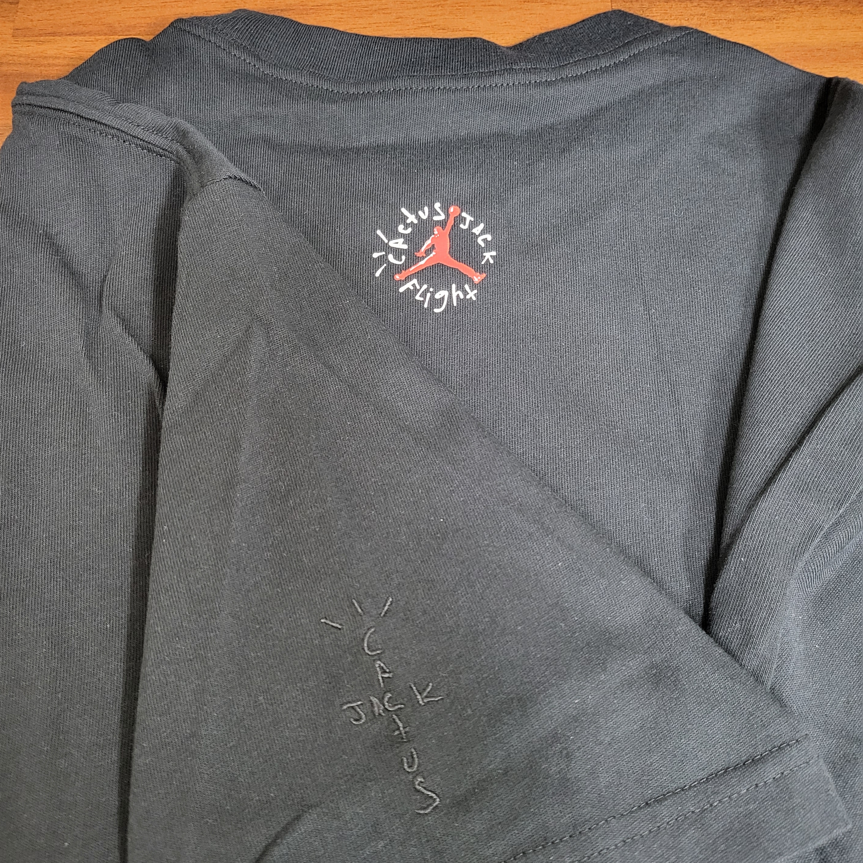 Jordan x Travis Scott T-Shirt Black - Asia 착용 스타일 - 2