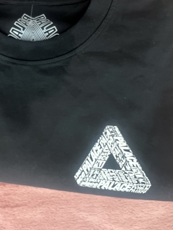 Palace Tri-Text T-Shirt Black - 22FW 착용 스타일 - 2