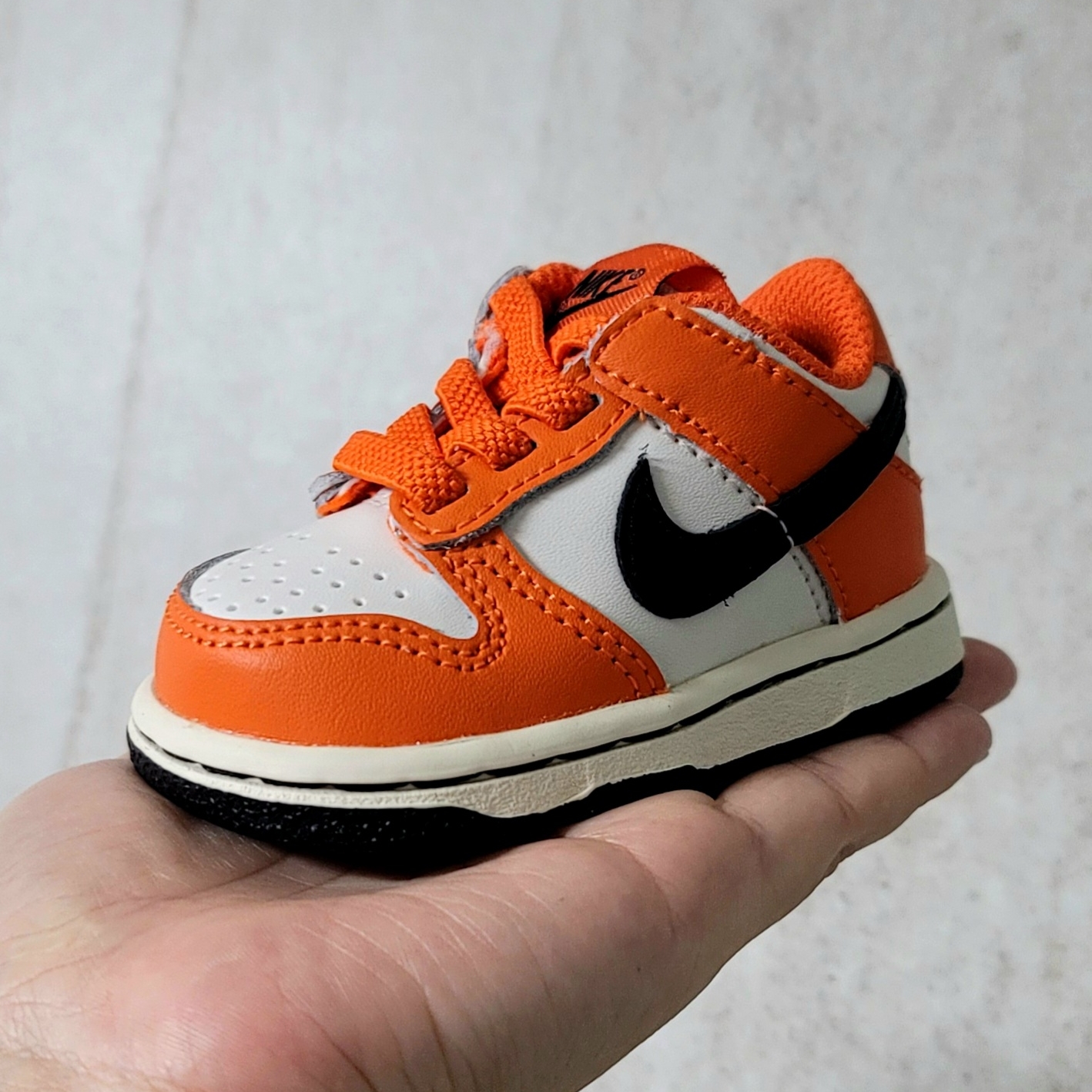 (TD) Nike Dunk Low Safety Orange 착용 스타일 - 1