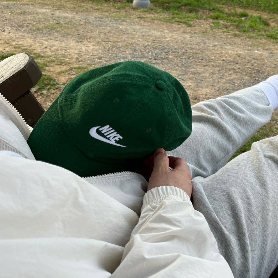 Nike Heritage 86 Futura Washed Cap Gorge Green 착용 스타일