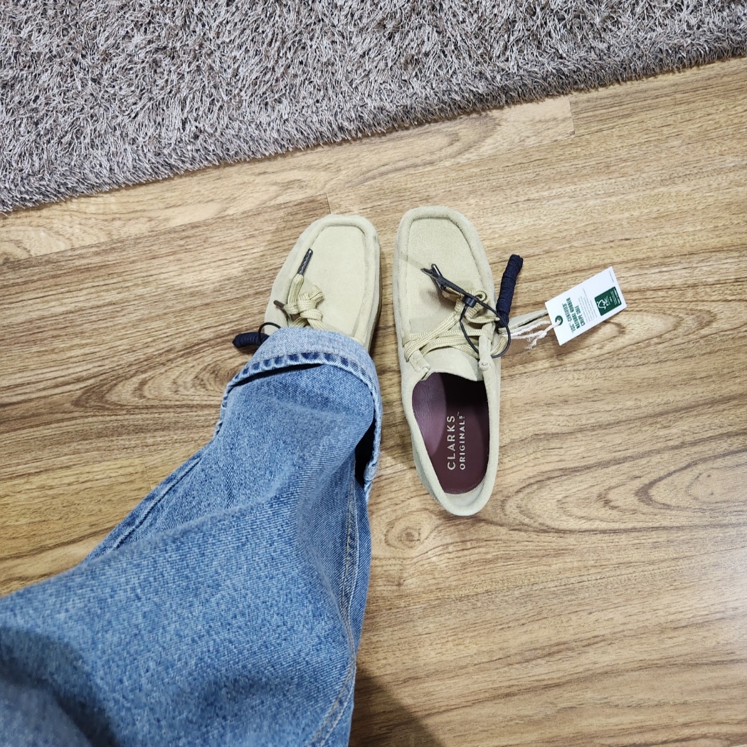(W) Clarks Wallabee Maple Suede 착용 스타일