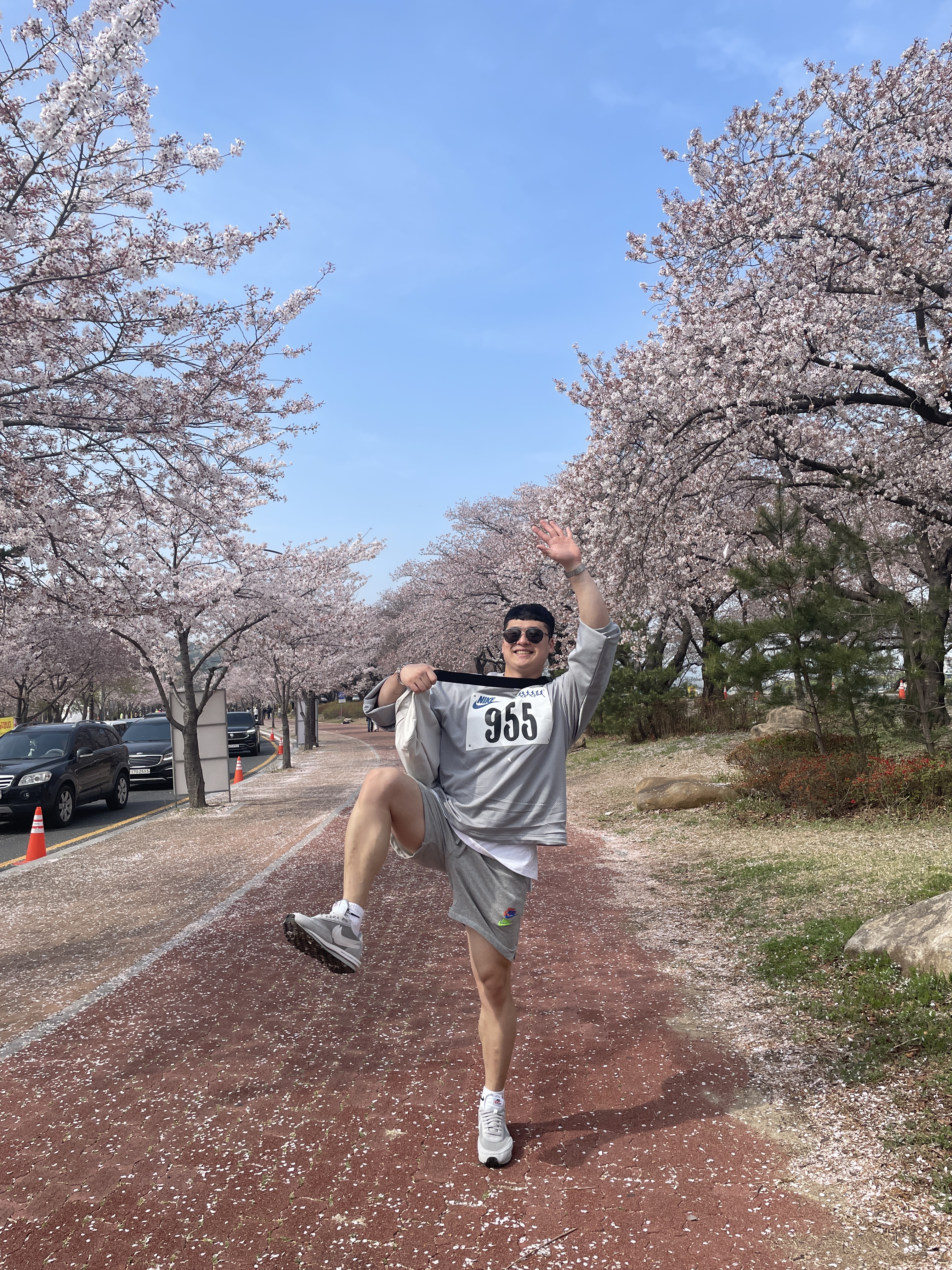 Nike x Sacai x Fragment LDWaffle Light Smoke Grey, Nike x Cactus Plant Flea Market L/S Jersey Grey - US/EU 착용 스타일 - 2