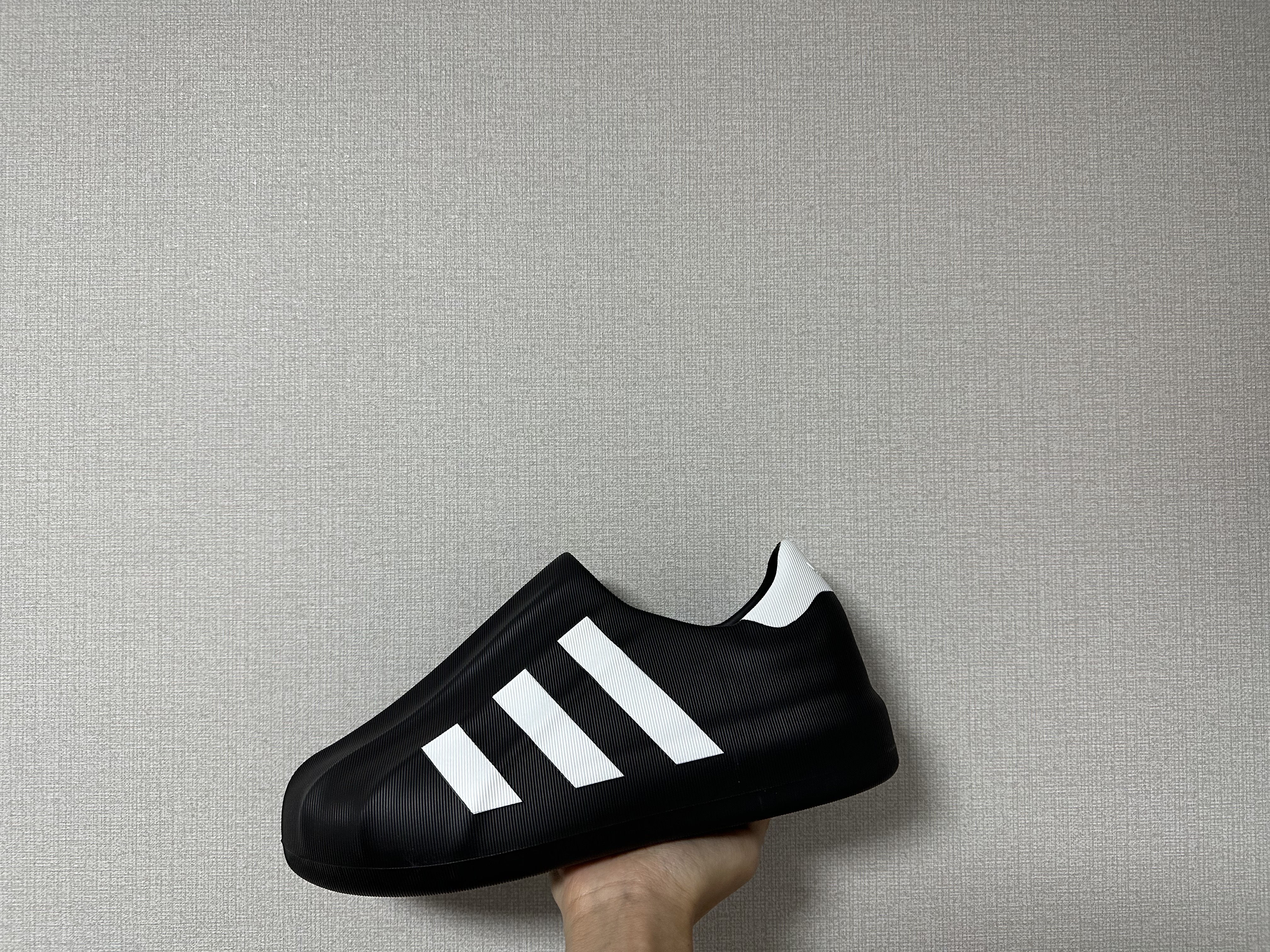 Adidas Adifom Superstar Core White, Adidas Adifom Superstar Core Black Cloud White 착용 스타일 - 3