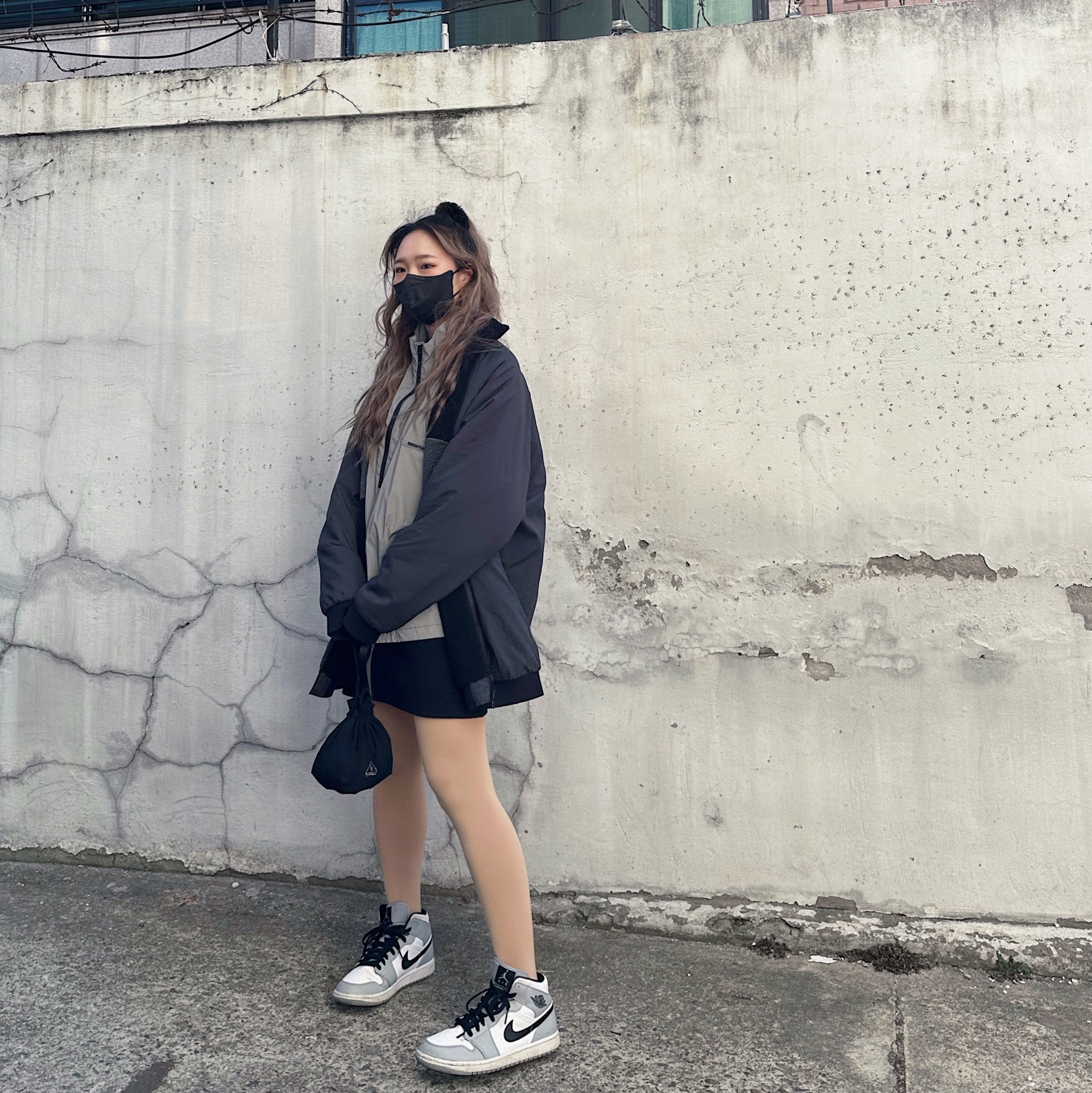 Nike Big Swoosh Full Zip Jacket Black Anthracite, Essentials Track Jacket Silver Reflective - 20SS 착용 스타일