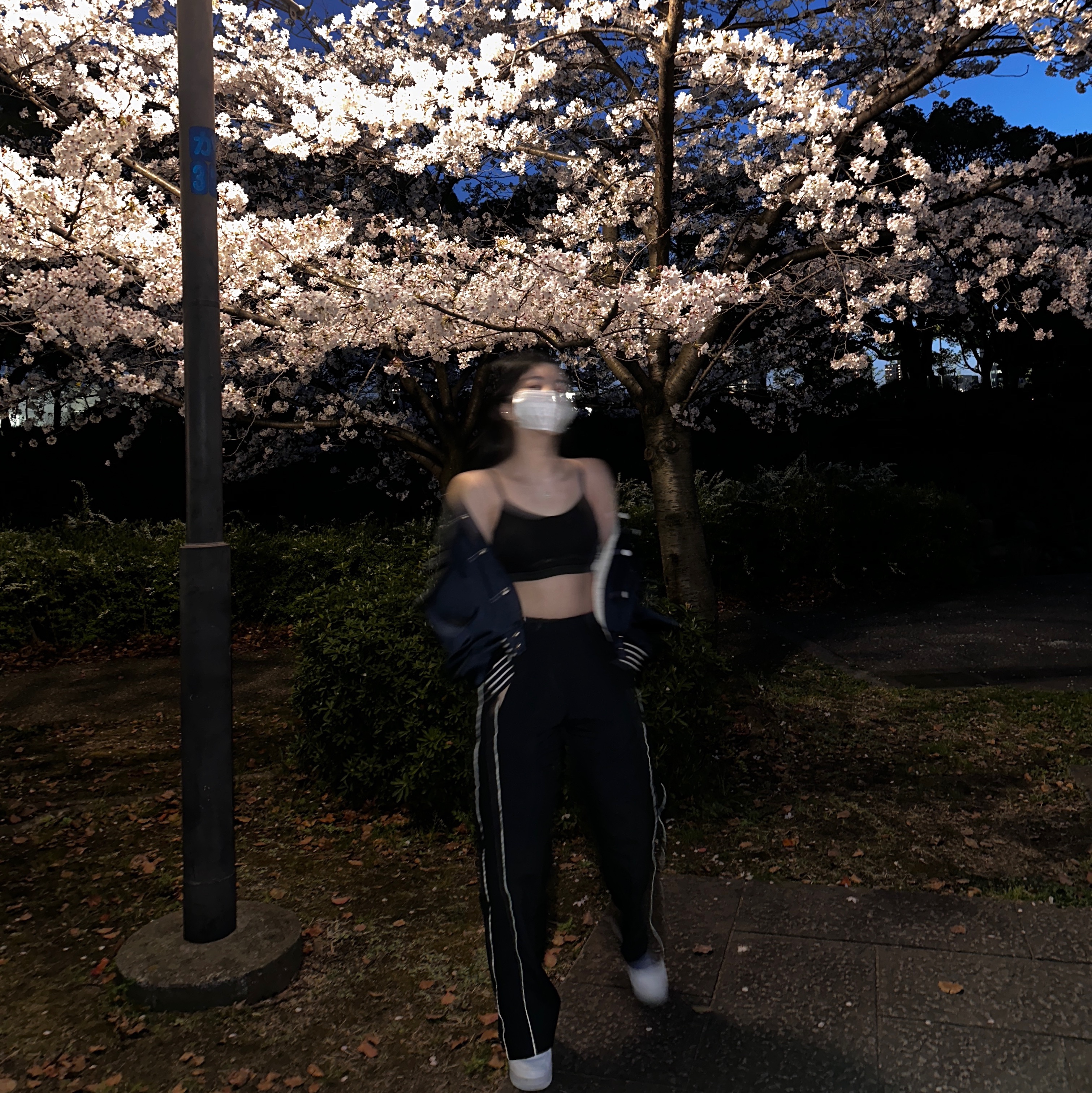 Celine Classic Teddy Jacket in Textured Wool Black, Nike Air Force 1 '07 Low White 착용 스타일 - 2
