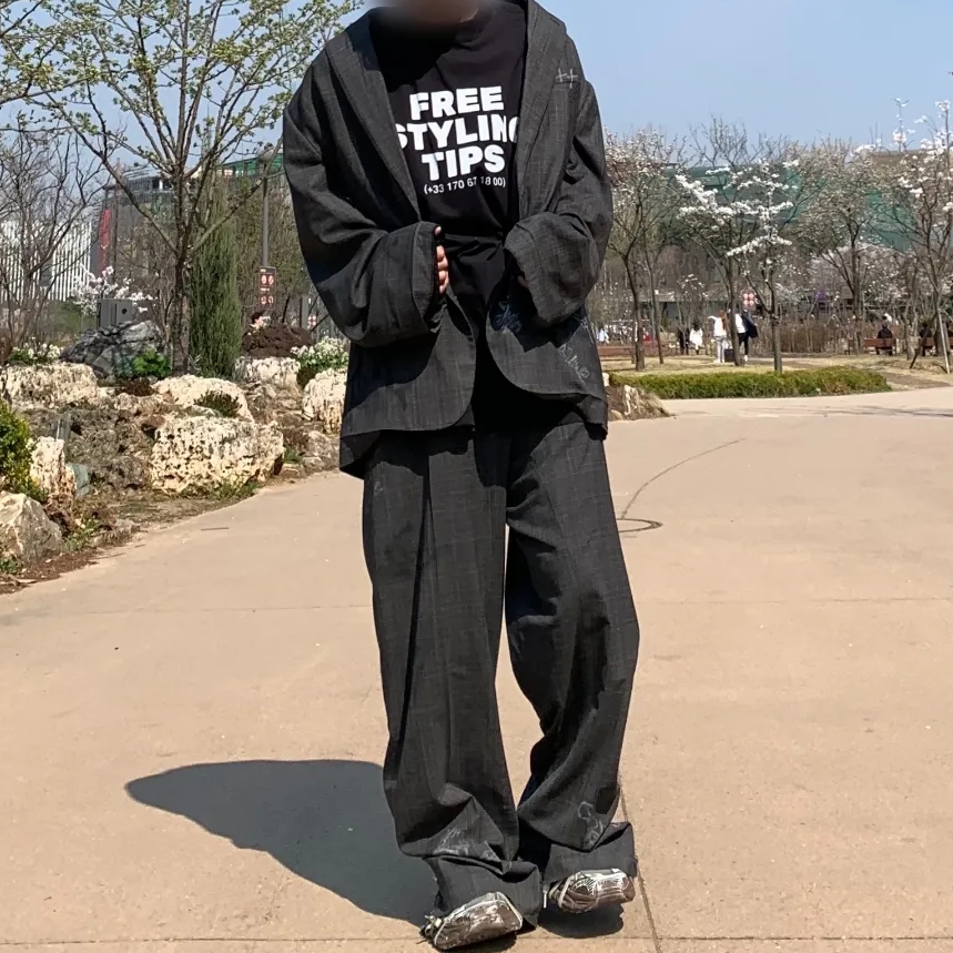 Balenciaga 3XL Sneakers Worn Out Light Beige 착용 스타일 - 1