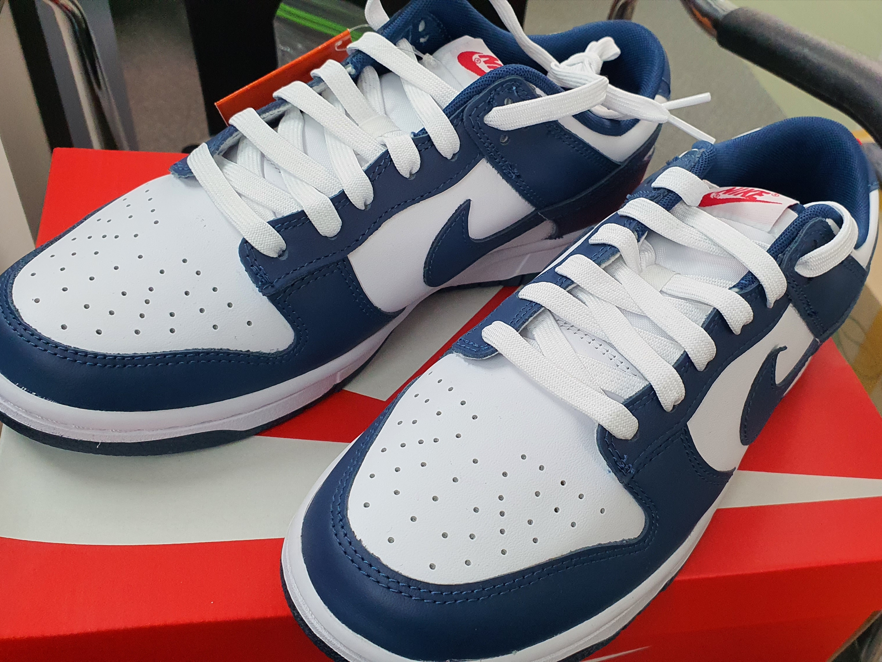 Nike Dunk Low Retro Valerian Blue 착용 스타일 - 1