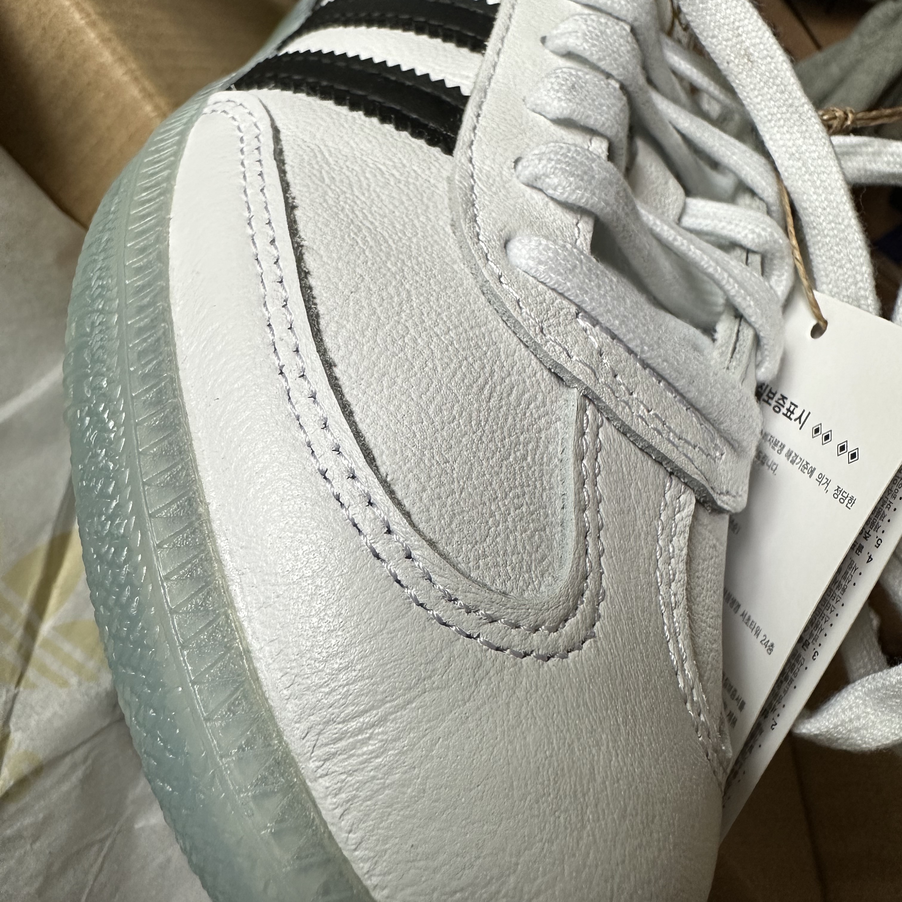 Adidas x Dill Samba White Black 착용 스타일 - 4