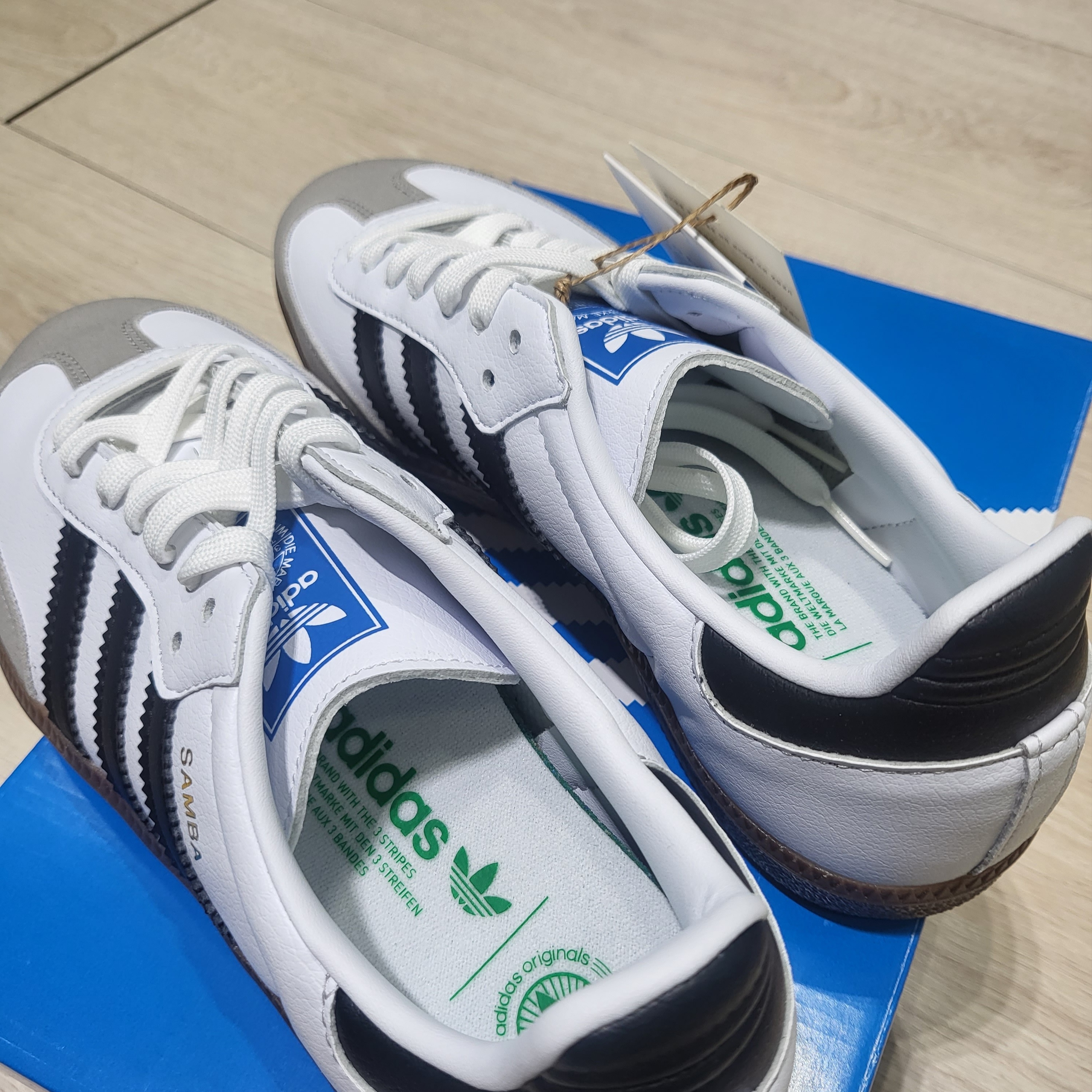 Adidas Samba Vegan White Black 착용 스타일 - 3
