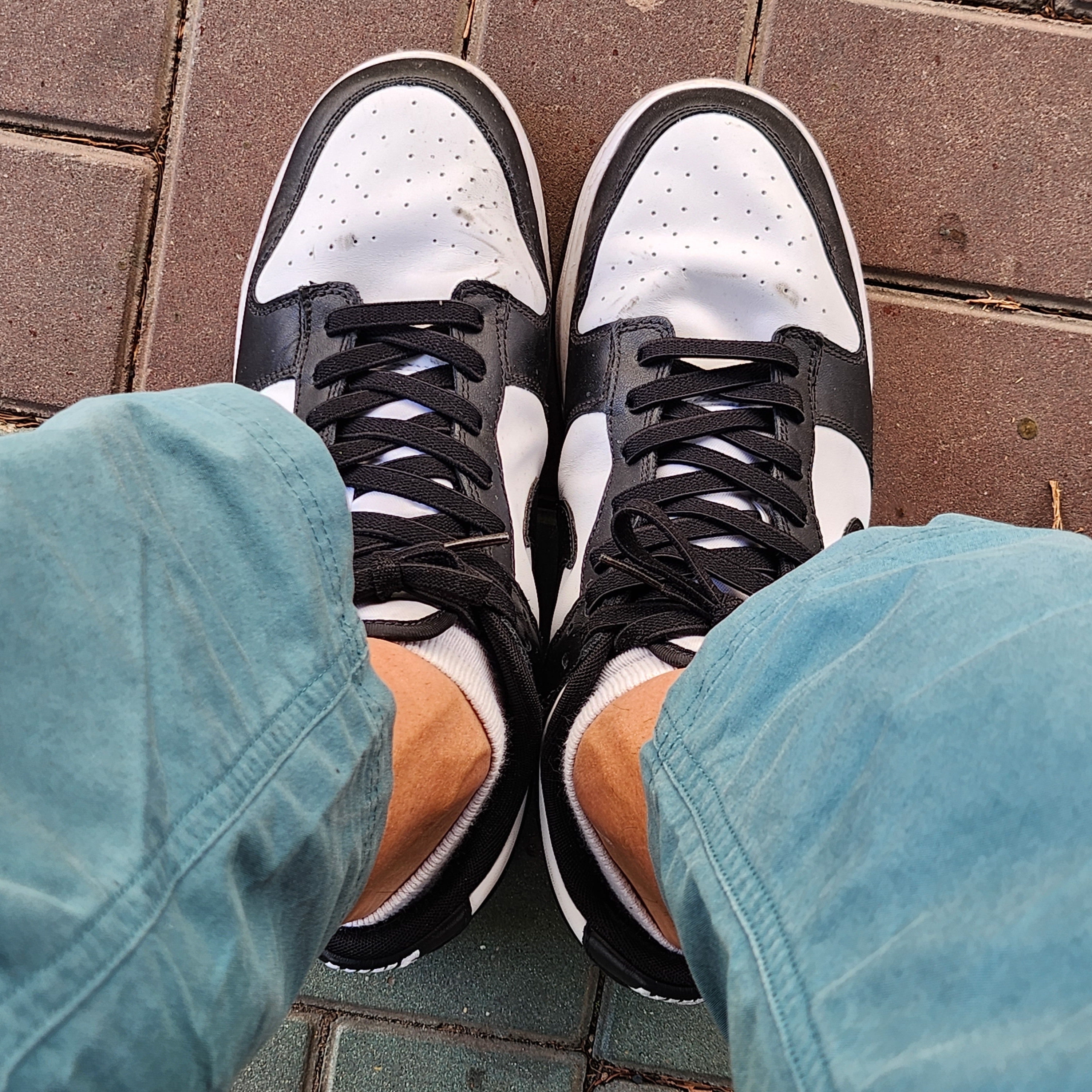 Nike Dunk Low Retro Black 착용 스타일 - 3