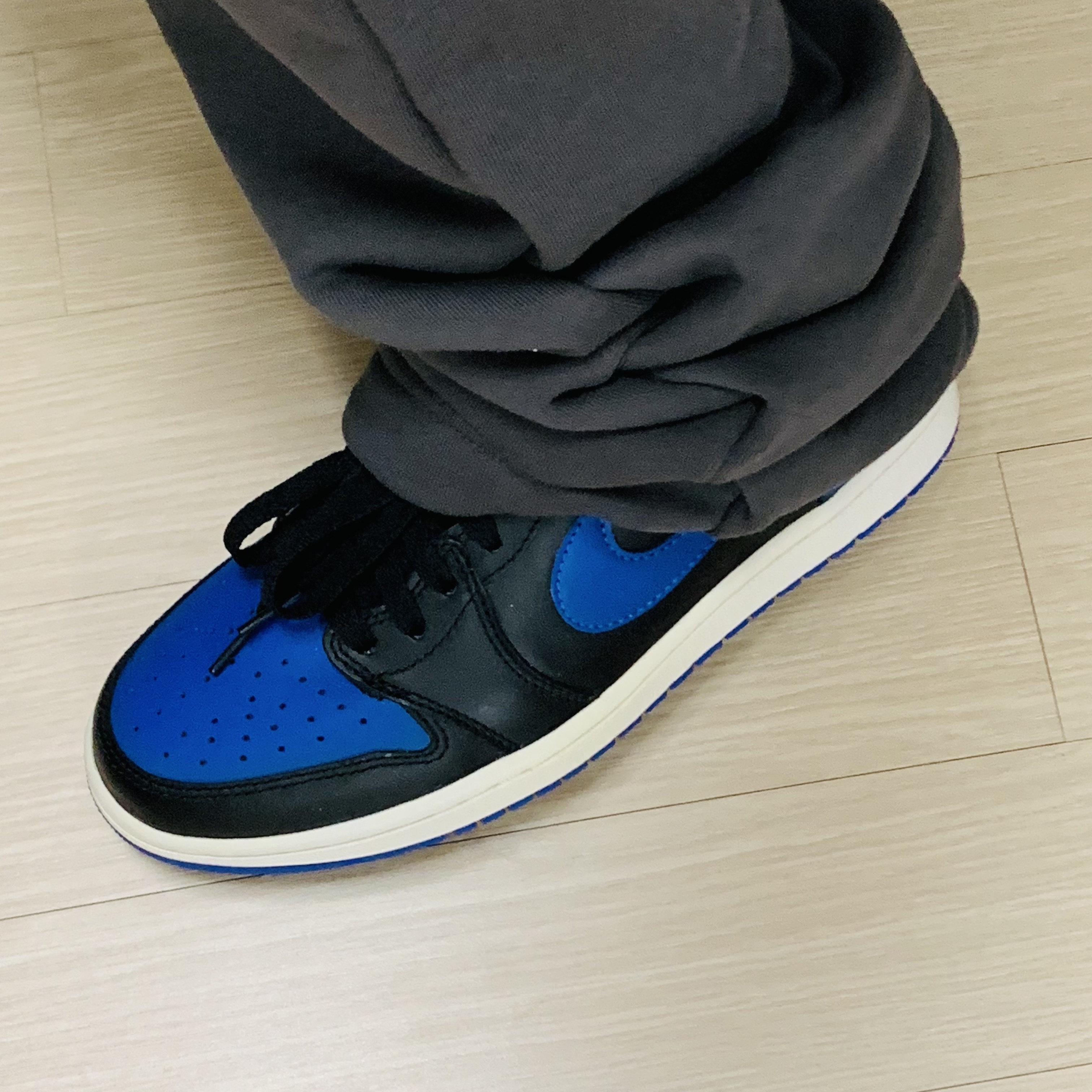 Jordan 1 Retro Low OG Royal 2015 착용 스타일