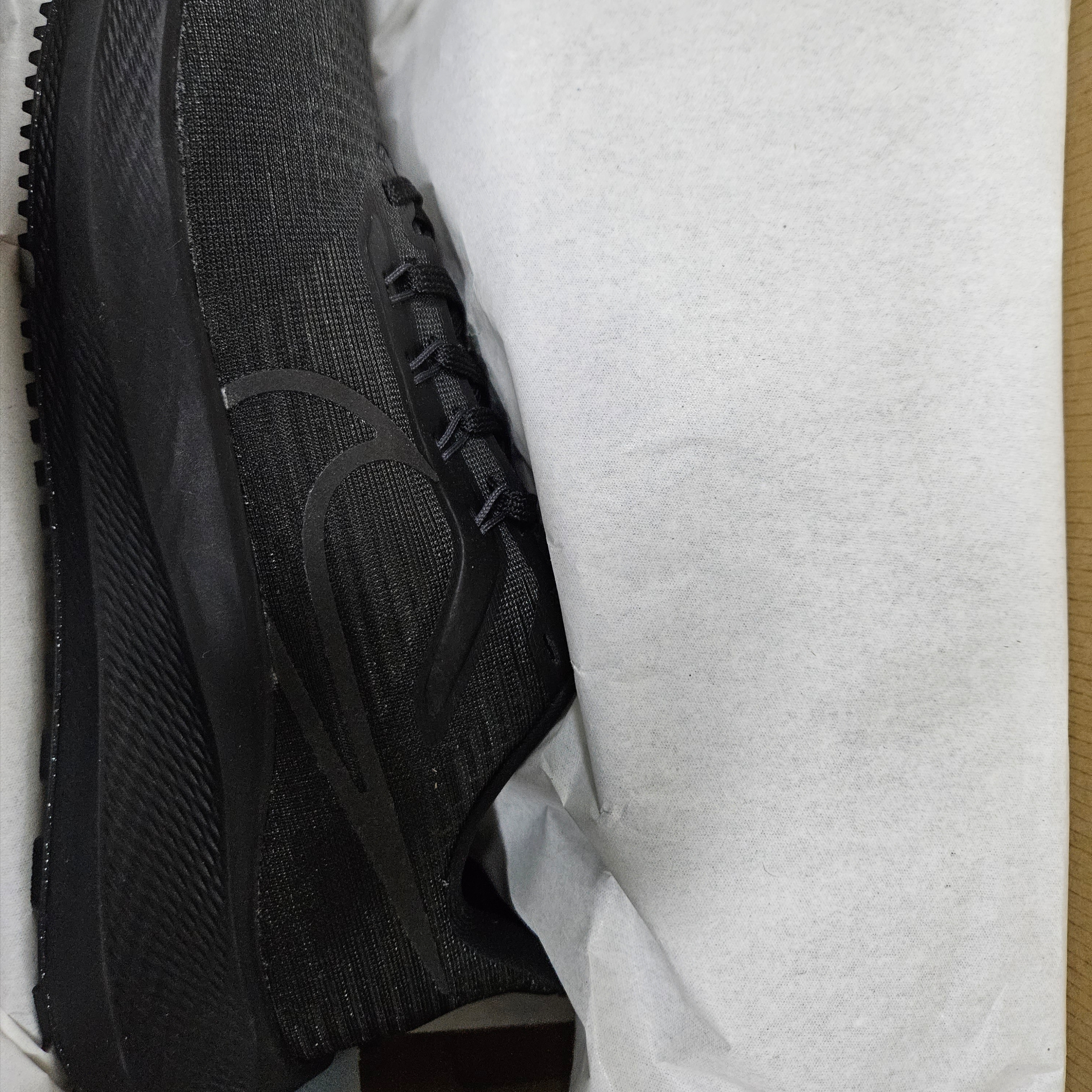(W) Nike Air Zoom Pegasus 39 Black White 착용 스타일