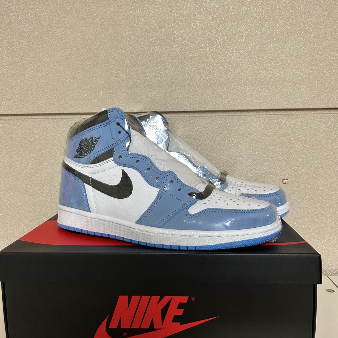 Jordan 1 Retro High OG University Blue 착용 스타일