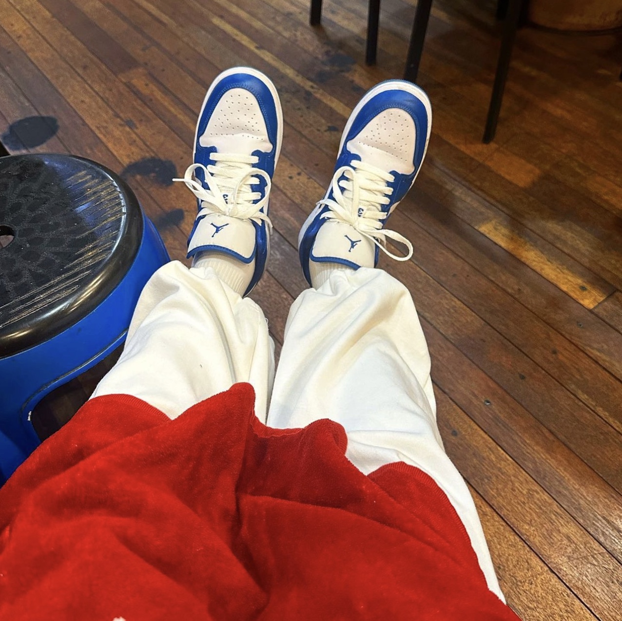 (W) Jordan 1 Low White Dark Marina Blue 착용 스타일