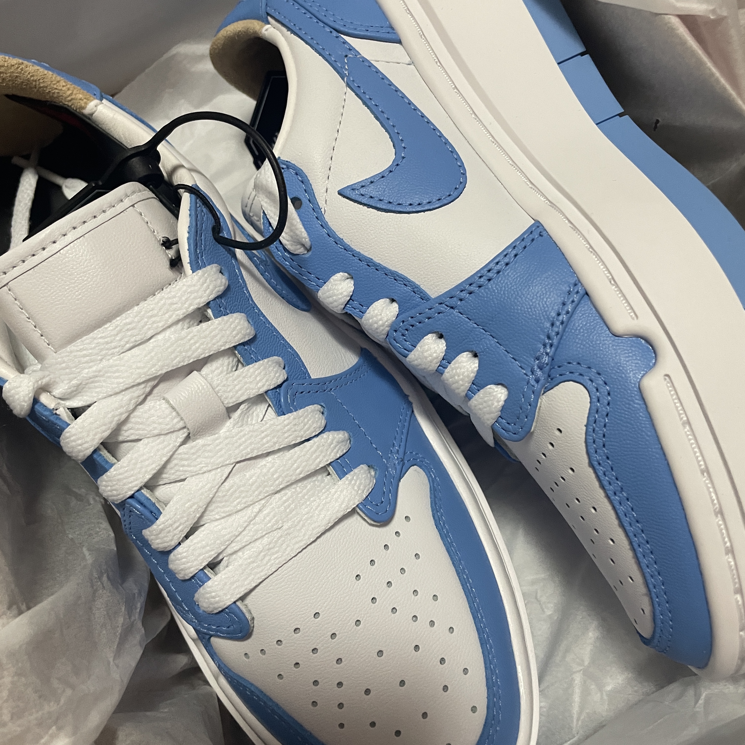 (W) Jordan 1 Elevate Low SE University Blue 착용 스타일