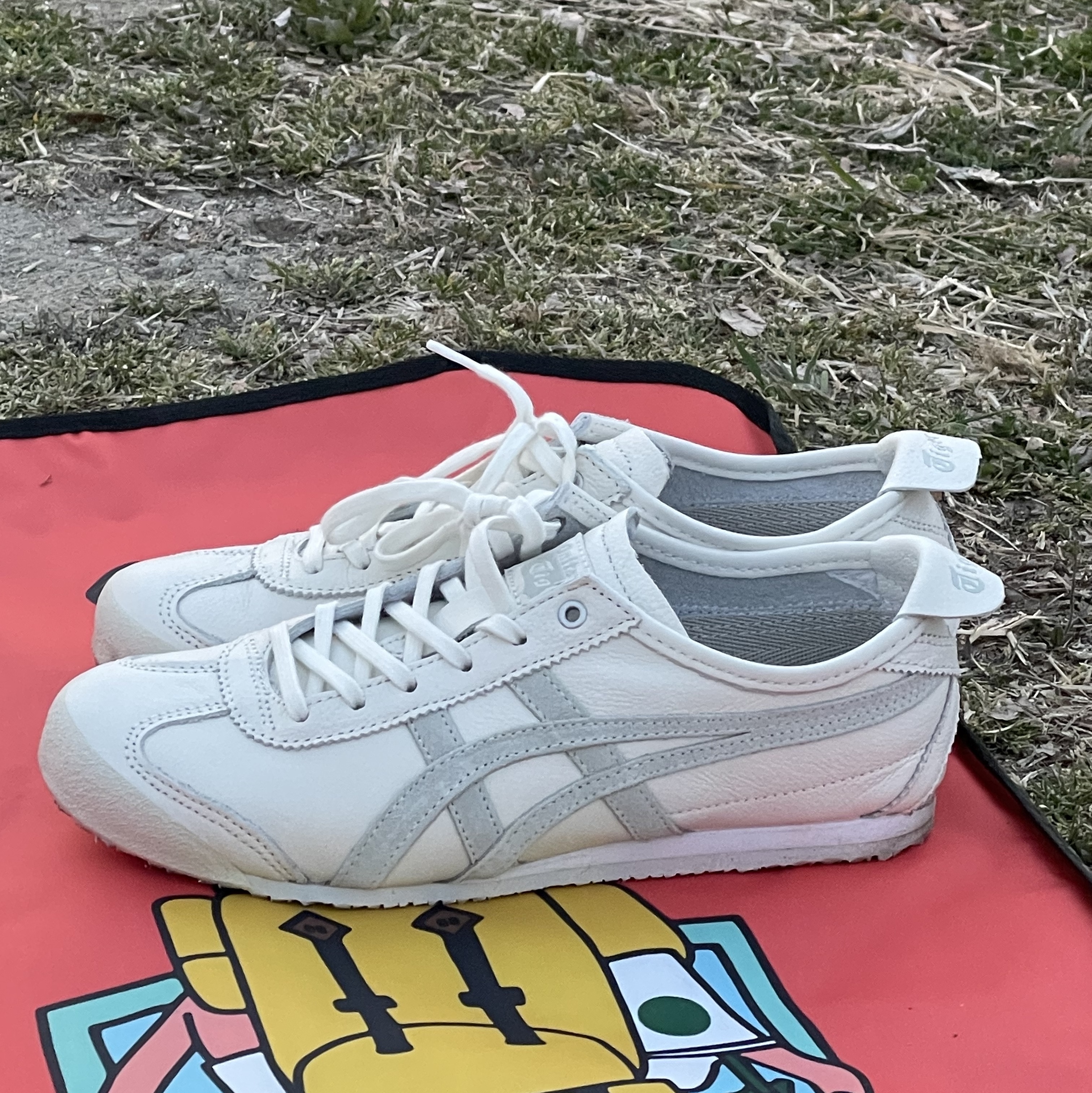 Onitsuka Tiger Mexico 66 White Light Sage 착용 스타일 - 3