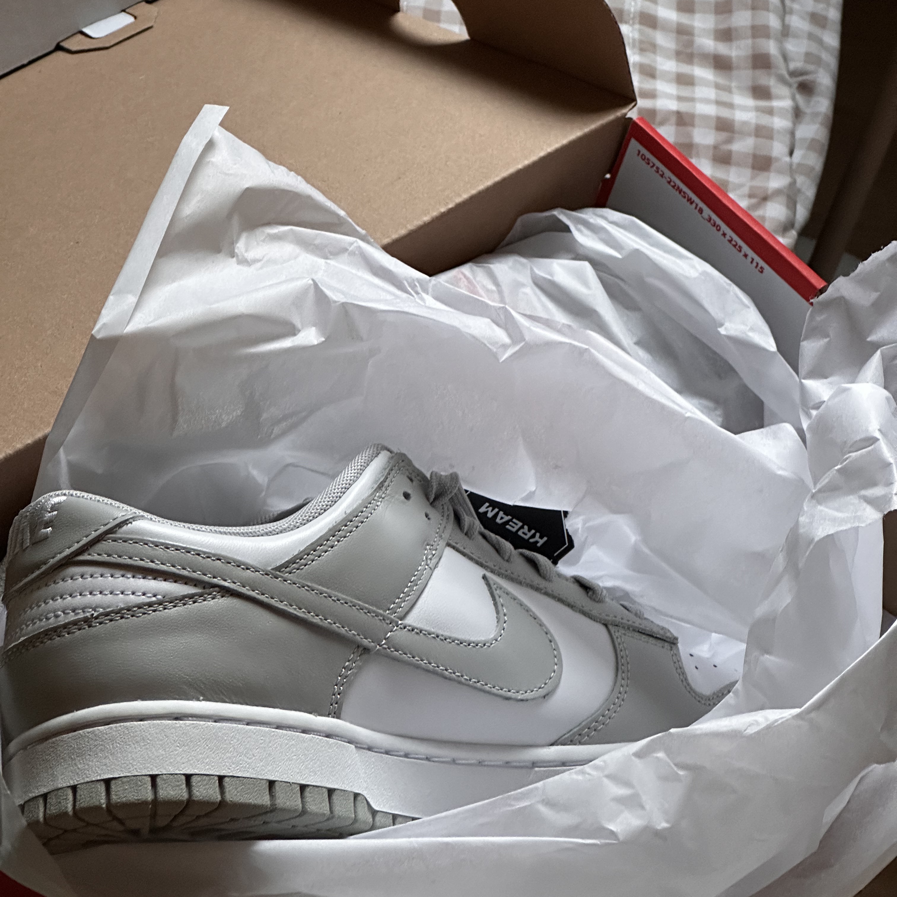 Nike Dunk Low Retro Grey Fog 착용 스타일