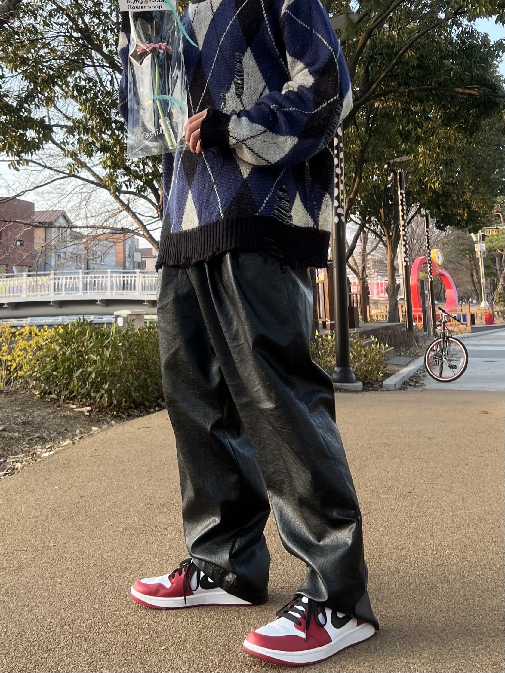 Jordan 1 Low Golf Chicago 착용 스타일 - 3