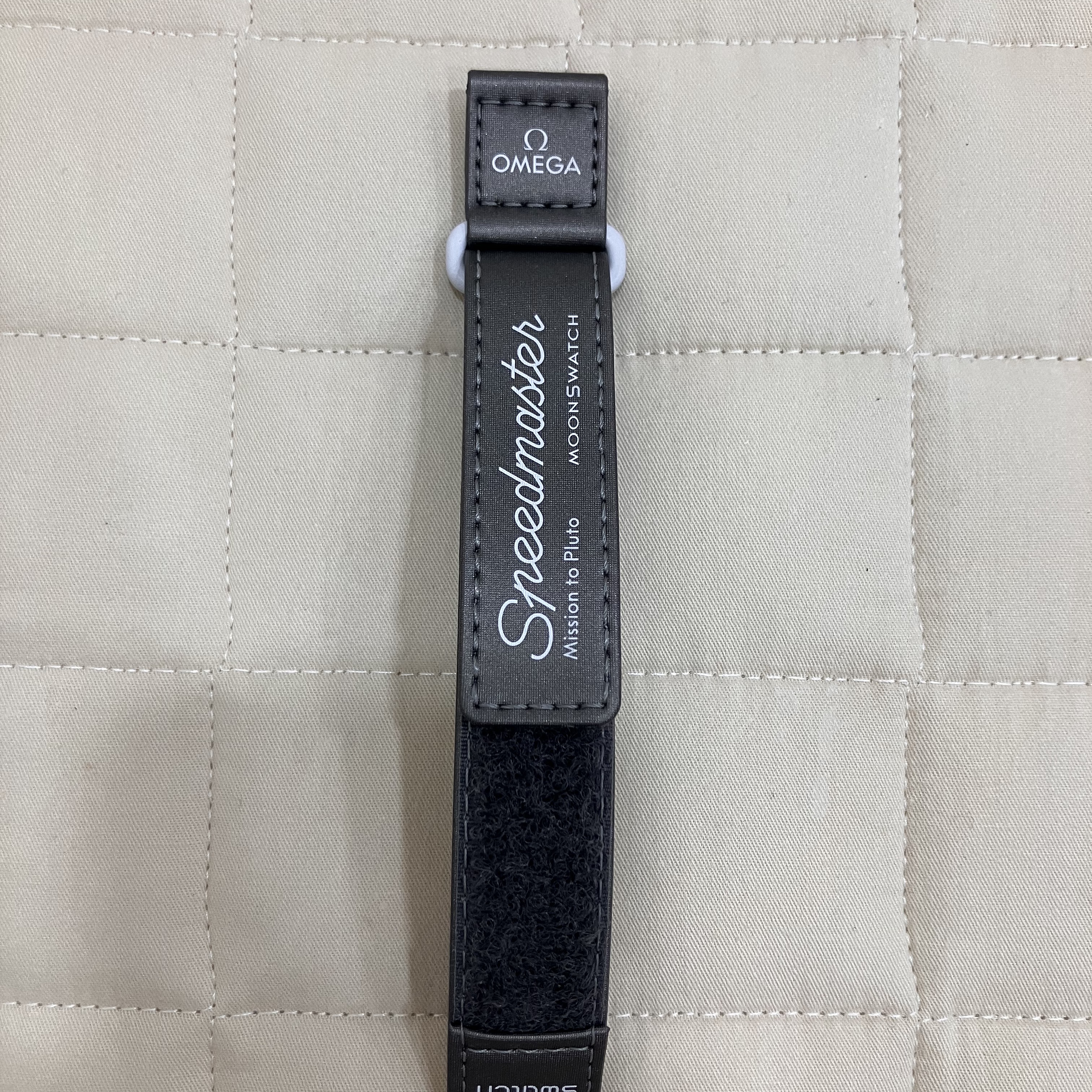 Swatch x Omega Bioceramic MoonSwatch Mission To Pluto 착용 스타일 - 2