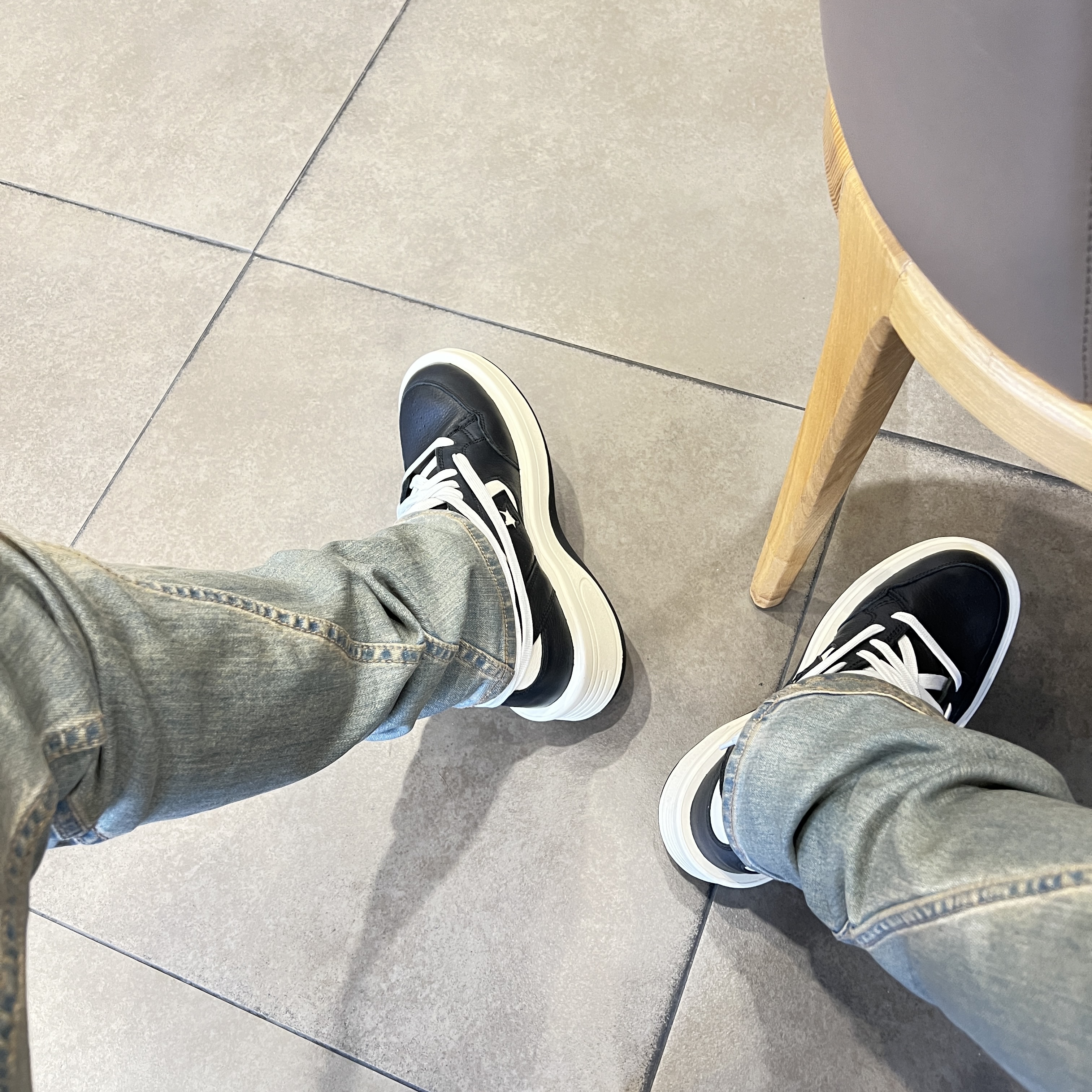 Converse x Drkshdw Turbowpn Black Cream 착용 스타일