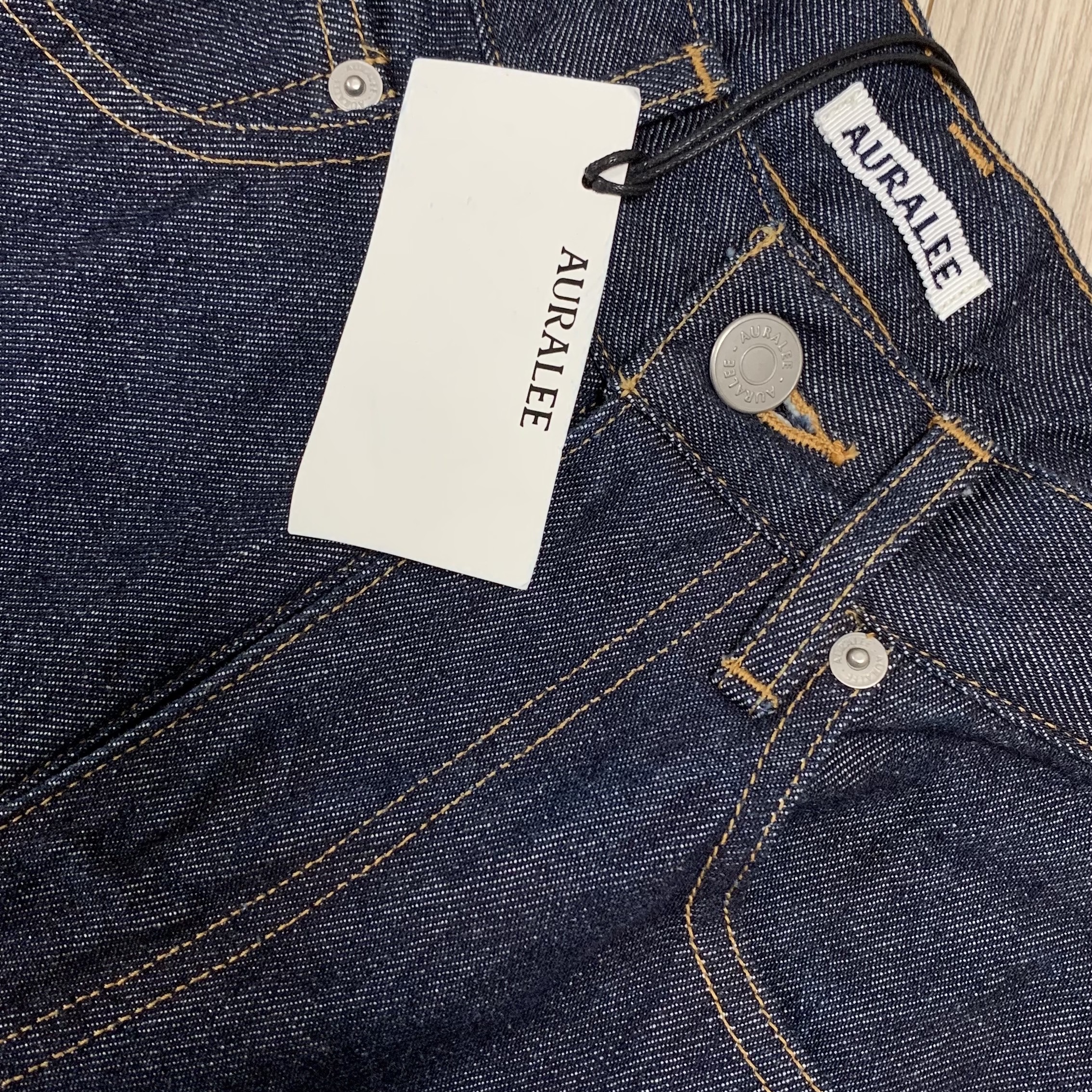 Auralee Hard Twist Denim 5P Pants Indigo 착용 스타일
