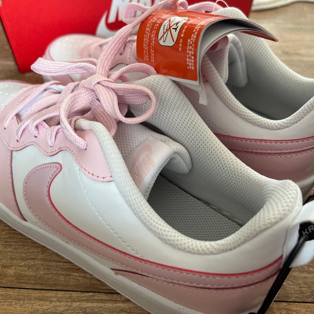 (GS) Nike Court Borough 2 SE White Pink Foam 착용 스타일