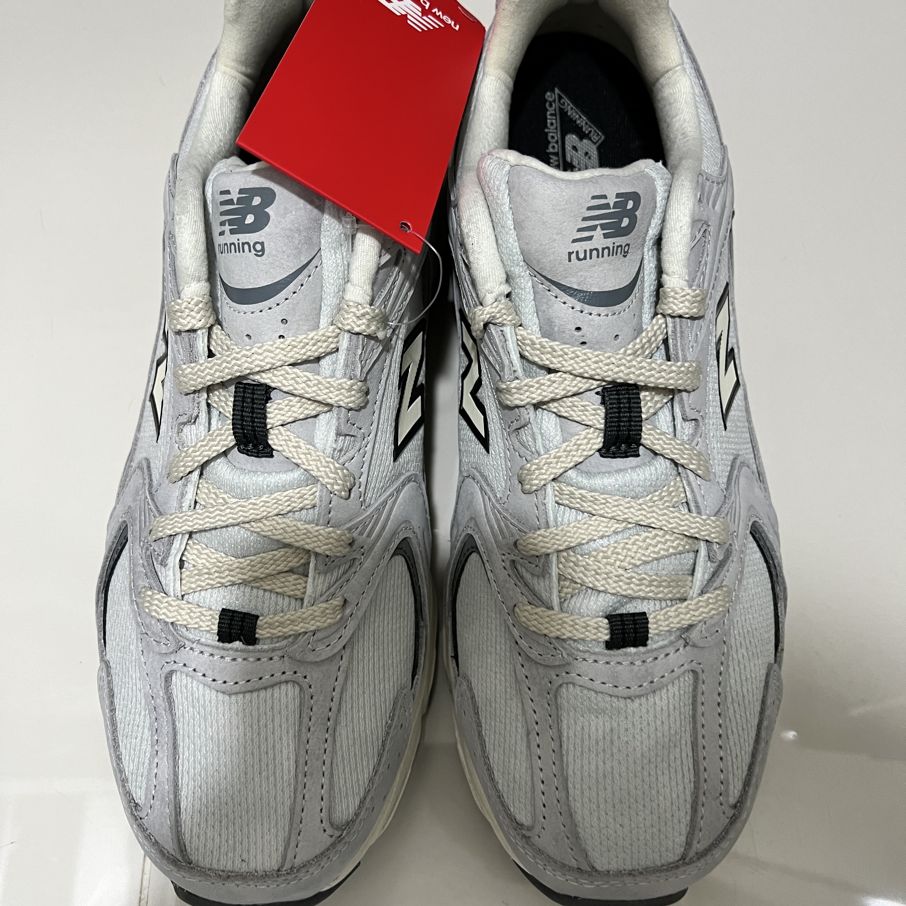 New Balance 530 White 착용 스타일 - 2