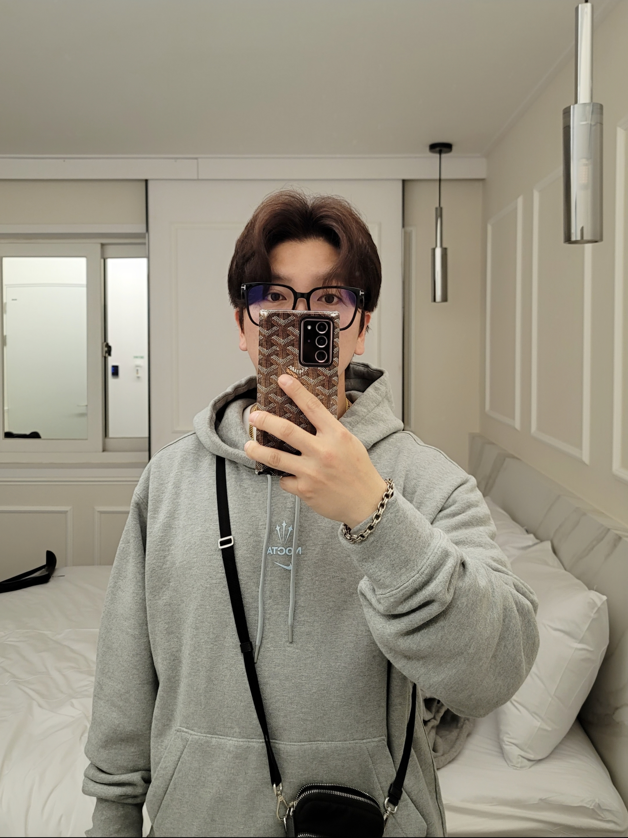 Nike x Drake Nocta NRG Fleece Hoodie Dark Grey Heather (DX2837-063) 착용 스타일