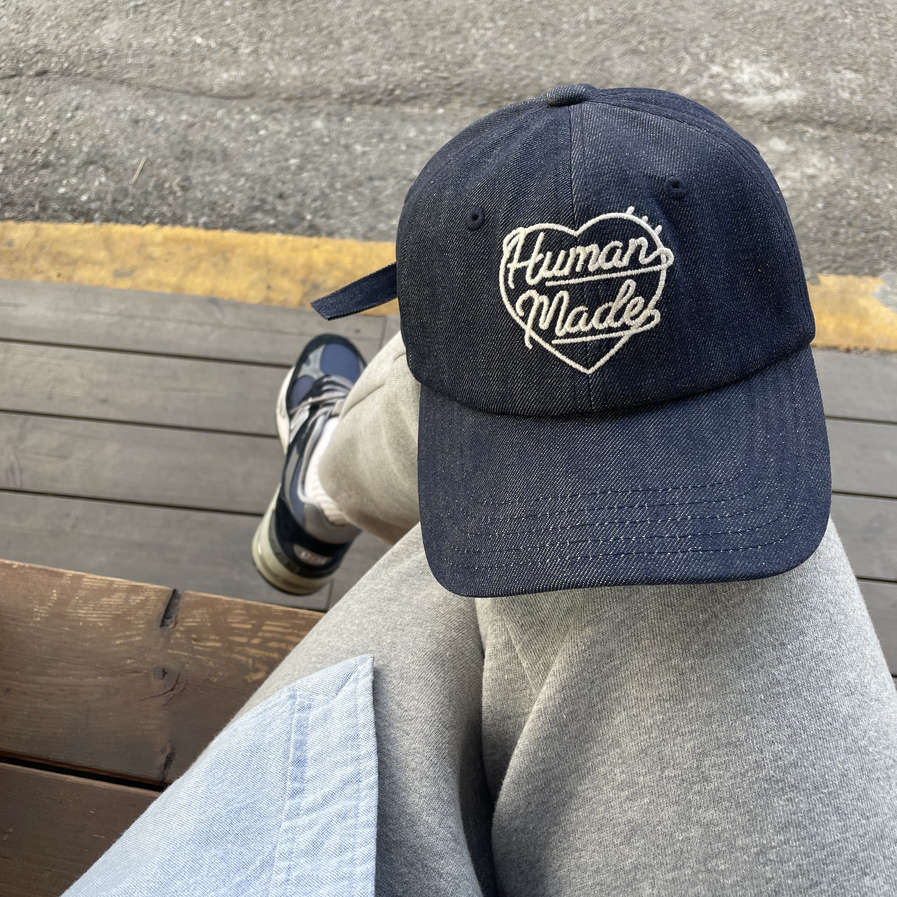 Human Made 6 Panel Denim Cap Indigo, New Balance 991 Made in UK Navy 착용 스타일