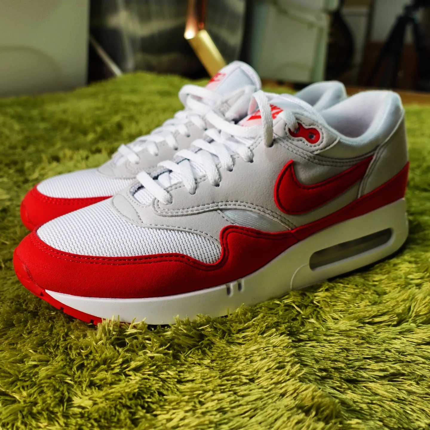 Nike Air Max 1 '86 Original Big Bubble, (W) Nike Air Max 1 '86 OG Big Bubble White University Red 착용 스타일 - 2