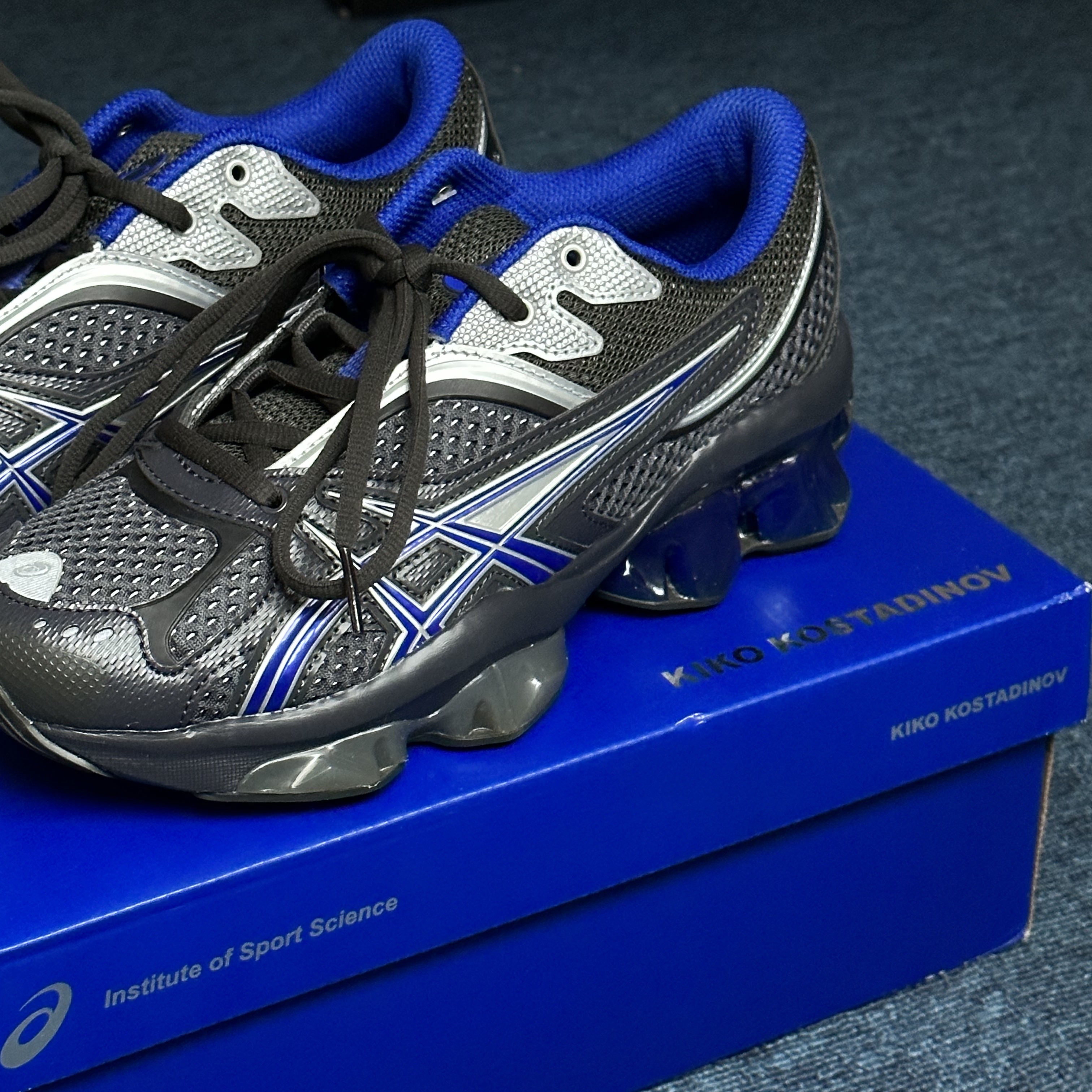 Asics x Kiko Kostadinov Gel-Quantum Zientzia Dark Grey 착용 스타일