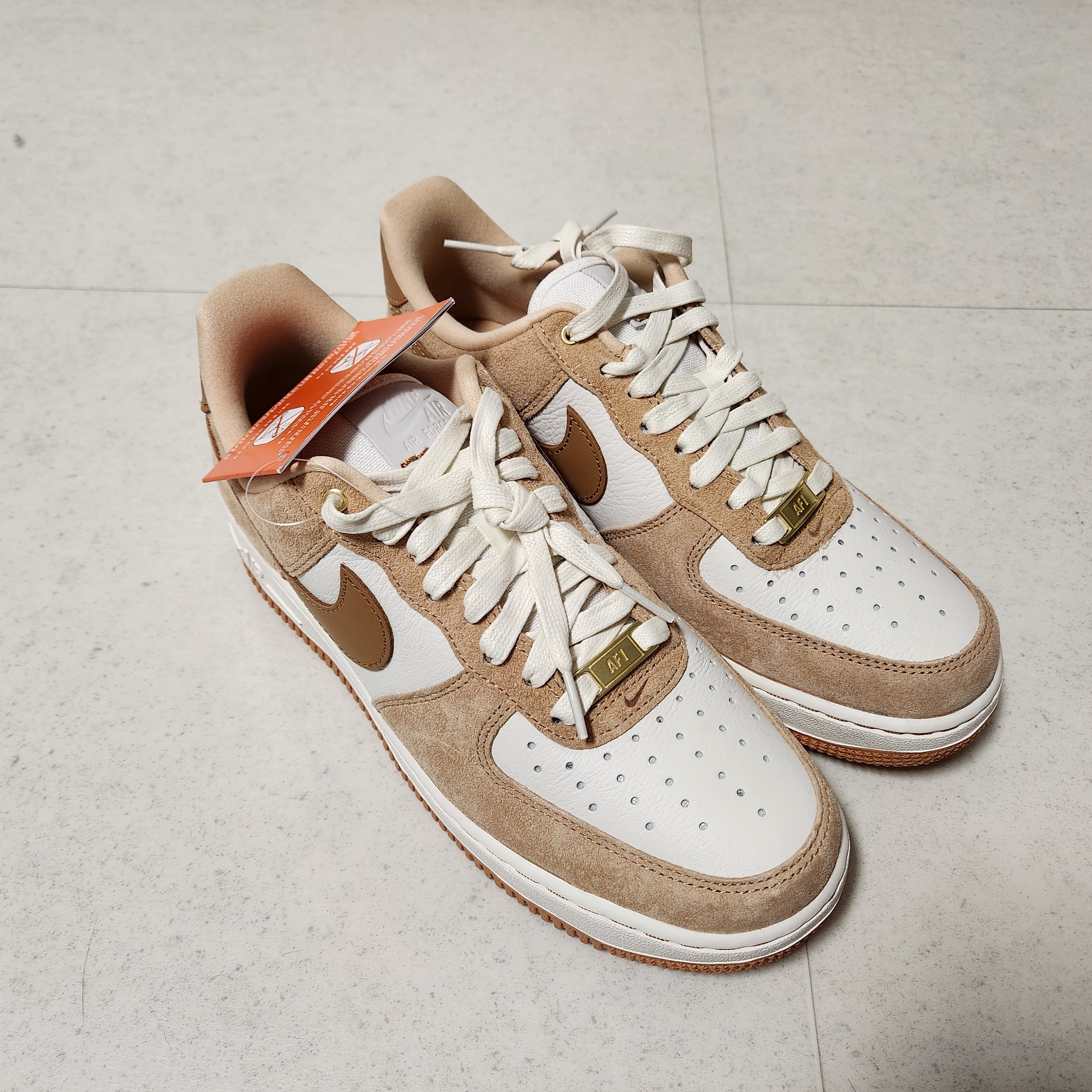 (W) Nike Air Force 1 LXX Flax 착용 스타일 - 2
