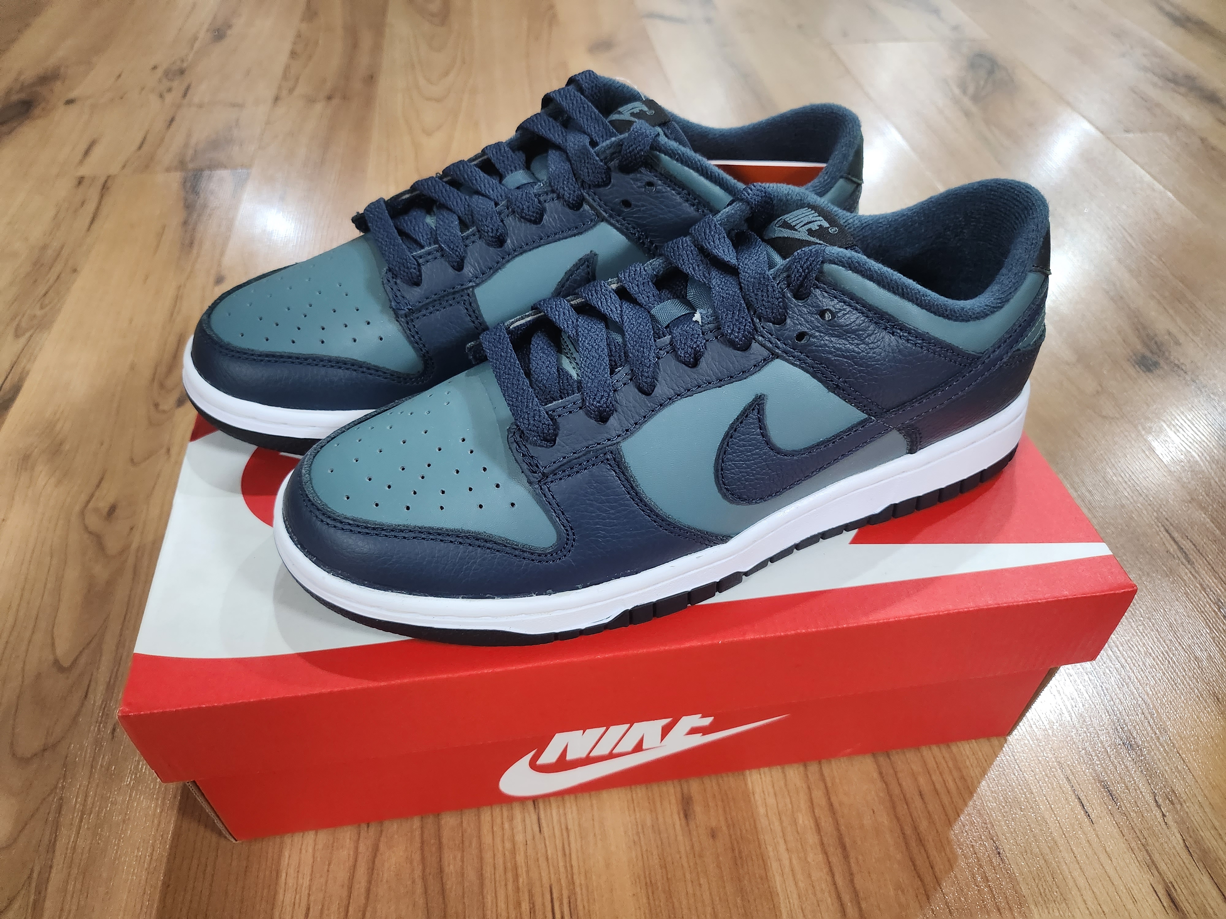 Nike Dunk Low Retro PRM Mineral Slate and Armory Navy 착용 스타일 - 1