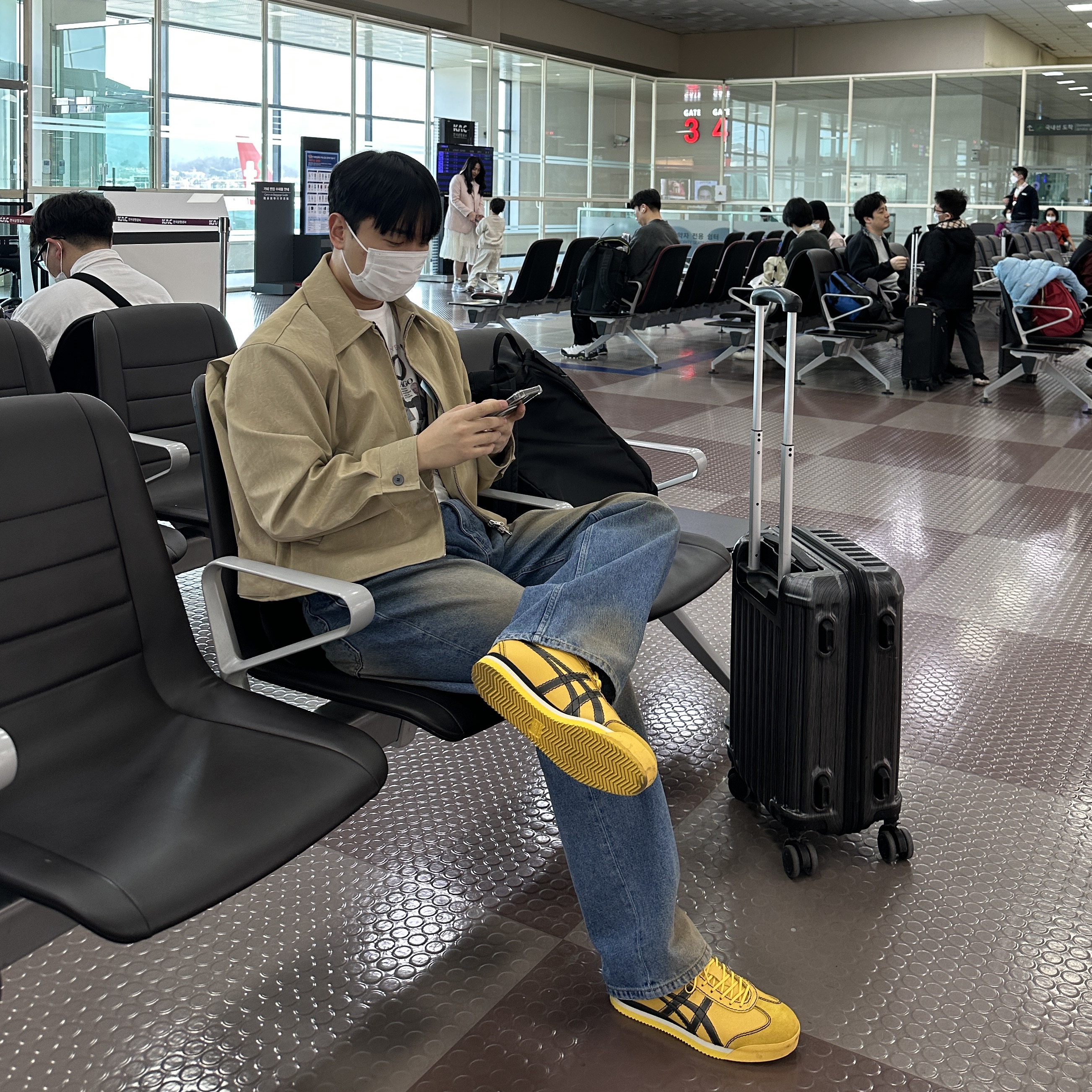Onitsuka Tiger Mexico 66 SD PF Yellow Black 착용 스타일 - 1